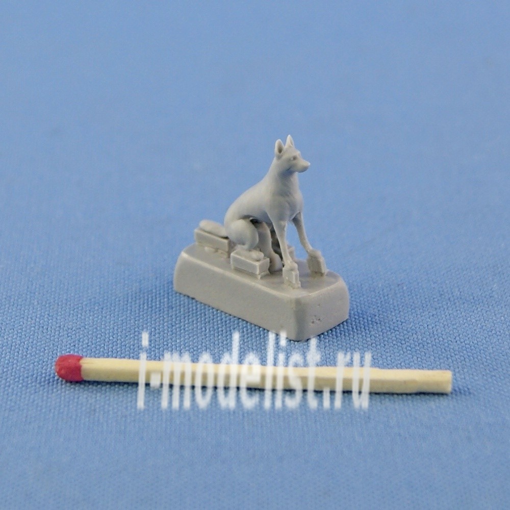 NS-F-72006 North Star 1/72 resin figure of German shepherd (Dog)
