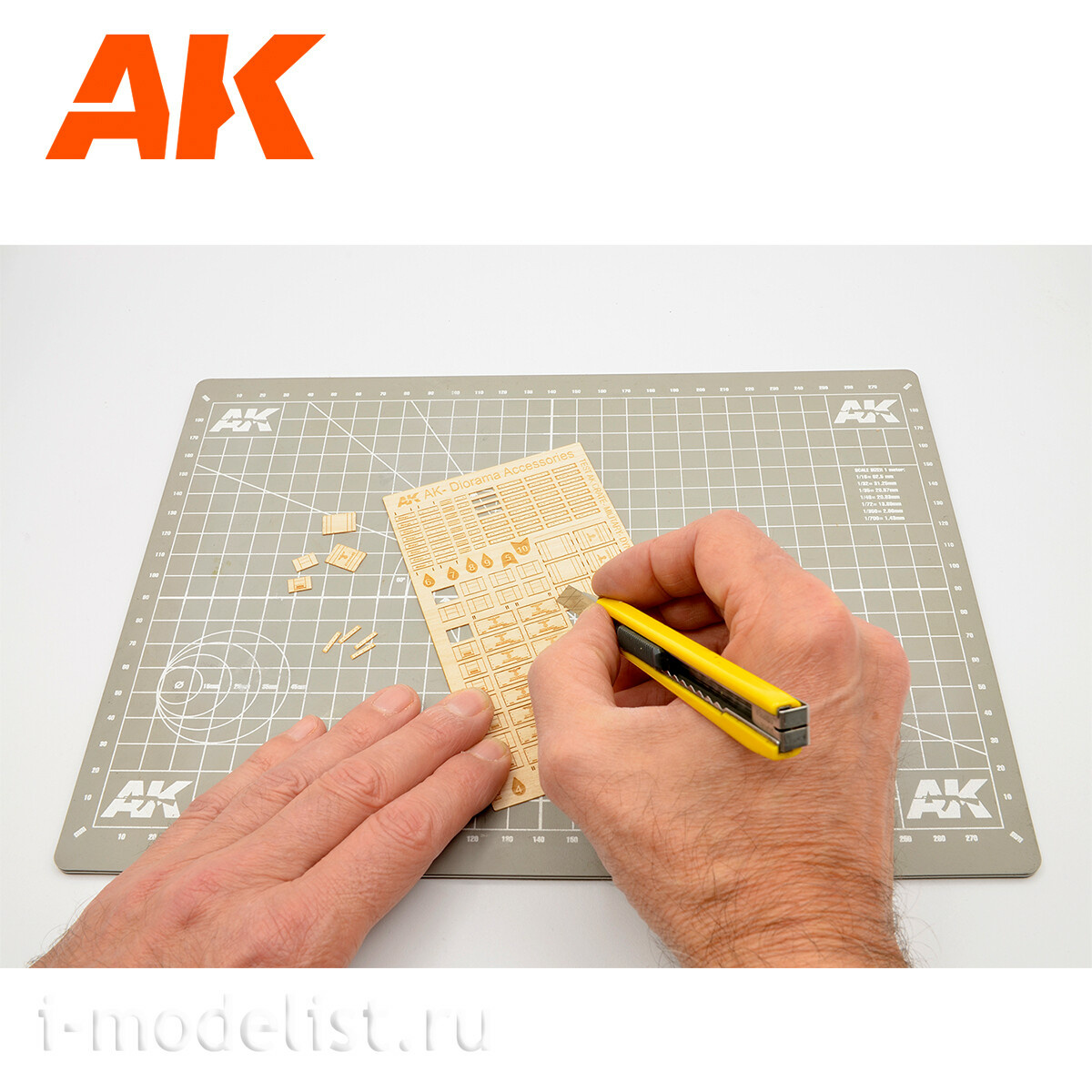 AK8229 AK Interactive 1/35 Деревянные коробки для динамитов №002 лазерной резки, 8 шт.