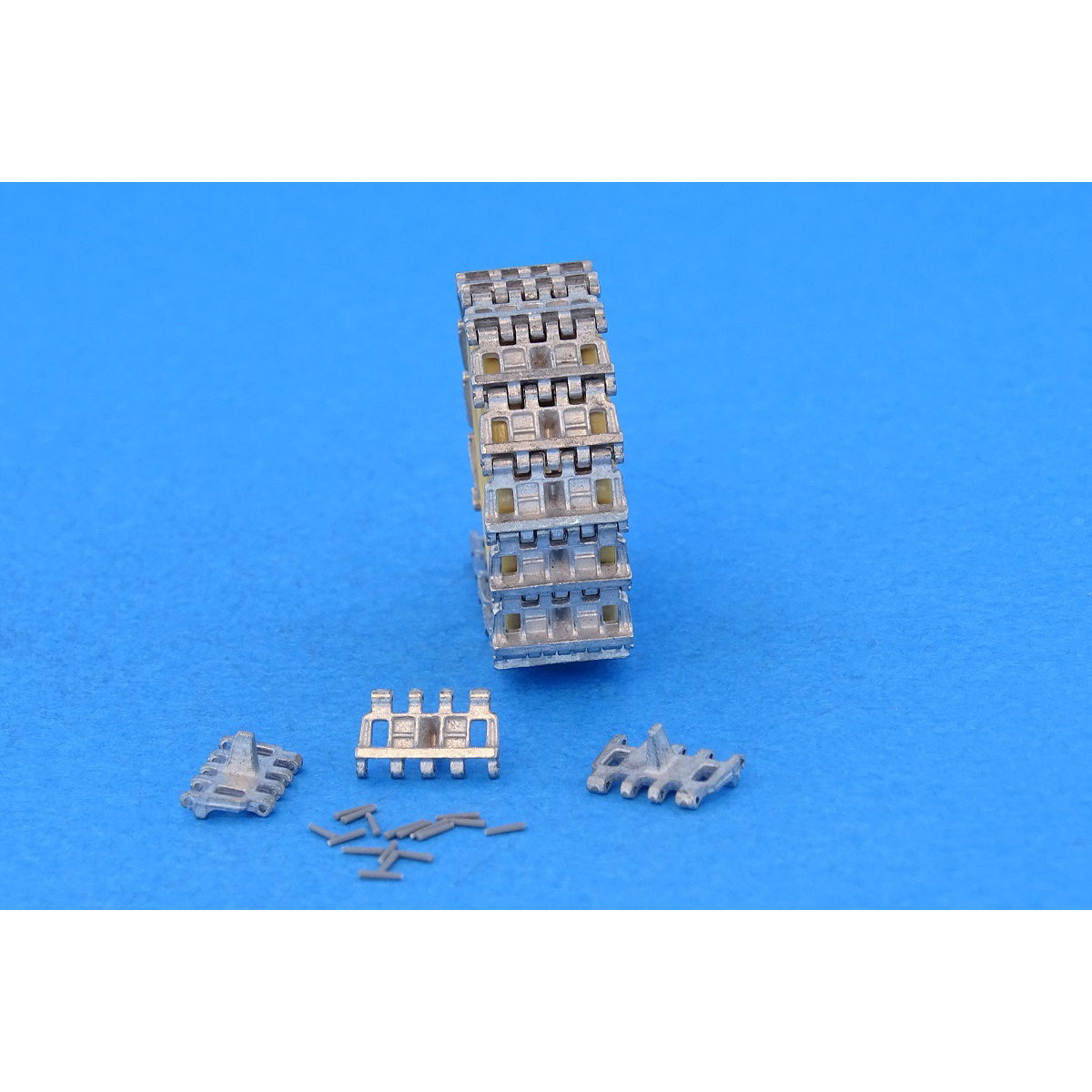 MTL-35178 MasterClub 1/35 Траки наборные железные для M13/40