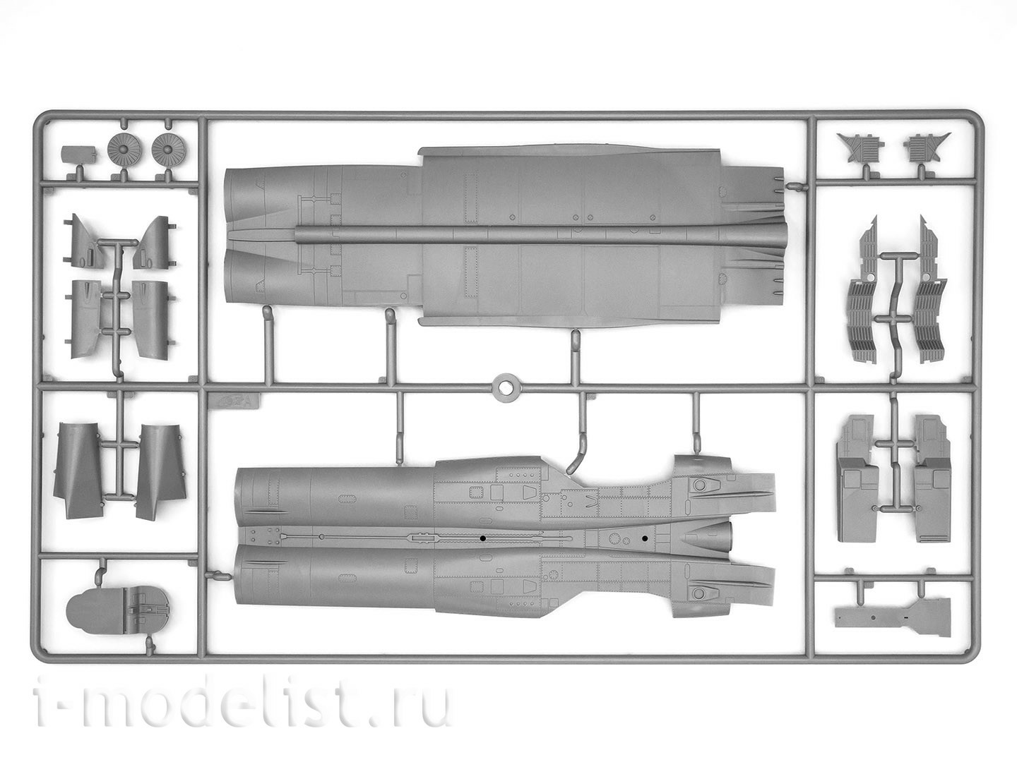 48903 ICM 1/48 Советский истребитель-перехватчик МuГ-25ПД