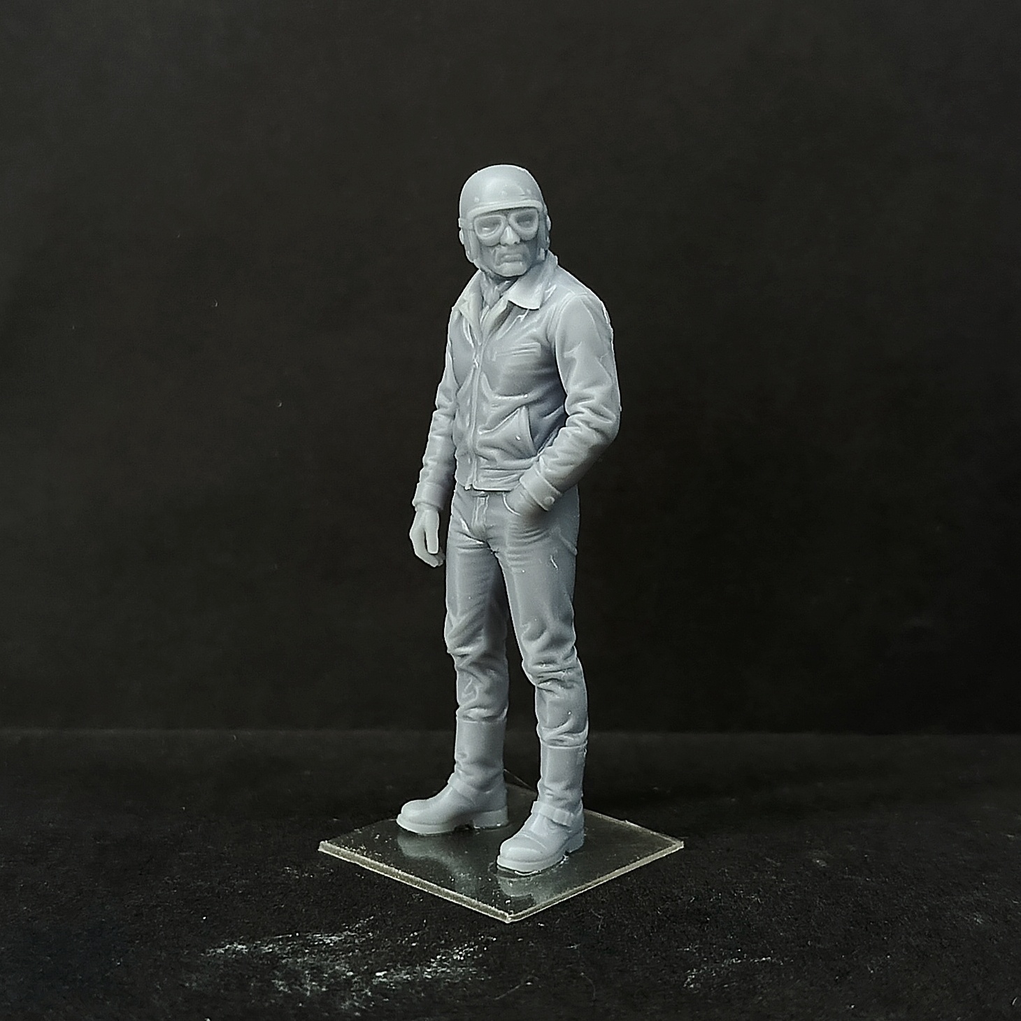DMS-43018 ДМС 1/43 Фигурка Мотоциклист (1930-1980)