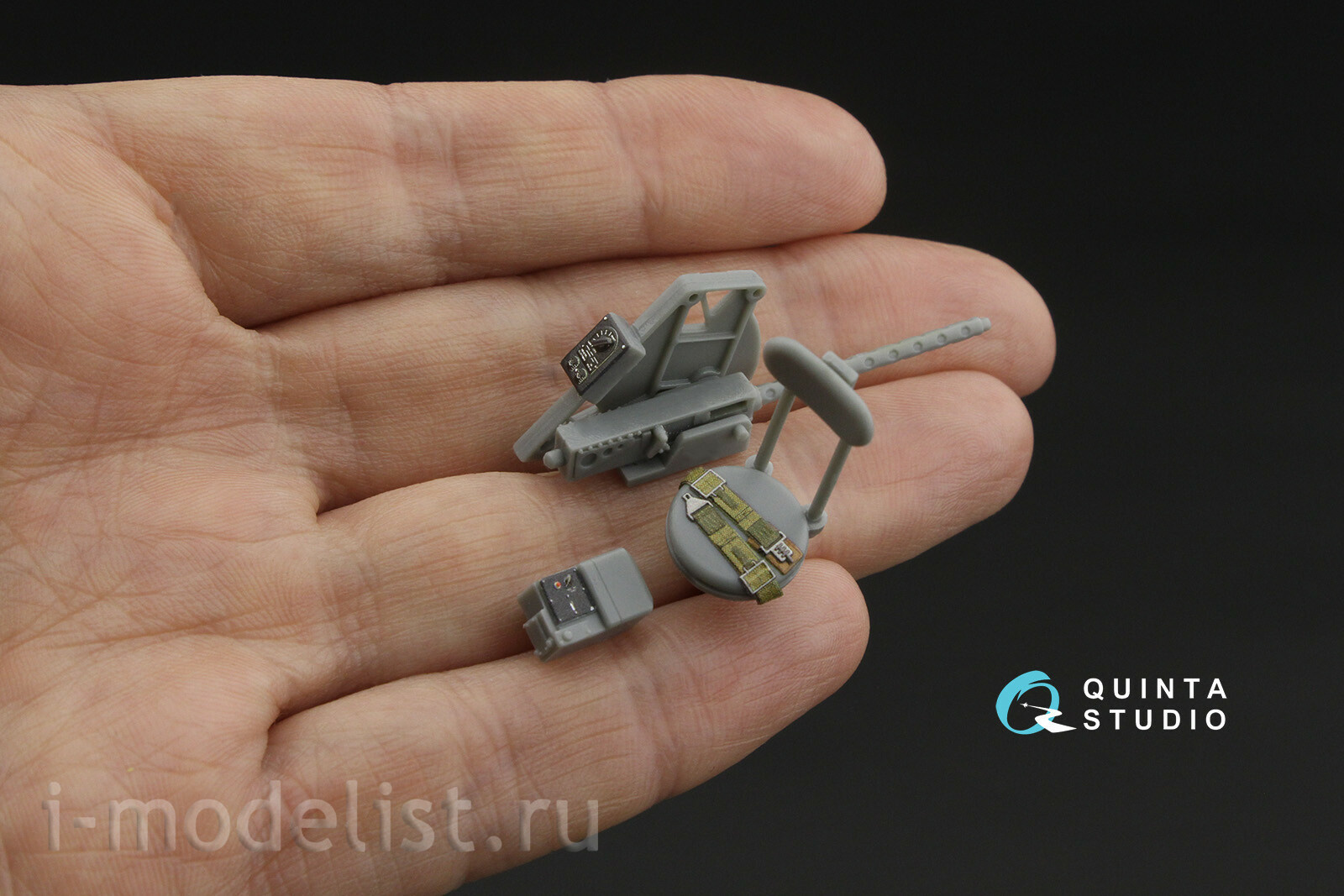 QD32260 Quinta Studio 1/32 3D Декаль интерьера кабины B-24D/B-24J Liberator: носовой, центральный и задний отсеки (HobbyBoss)