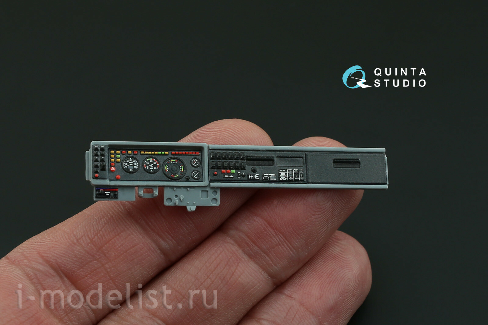 QD35003 Quinta Studio 1/35 3D Декаль интерьера кабины для семейства К-5350 Мустанг (для модели Звезда)