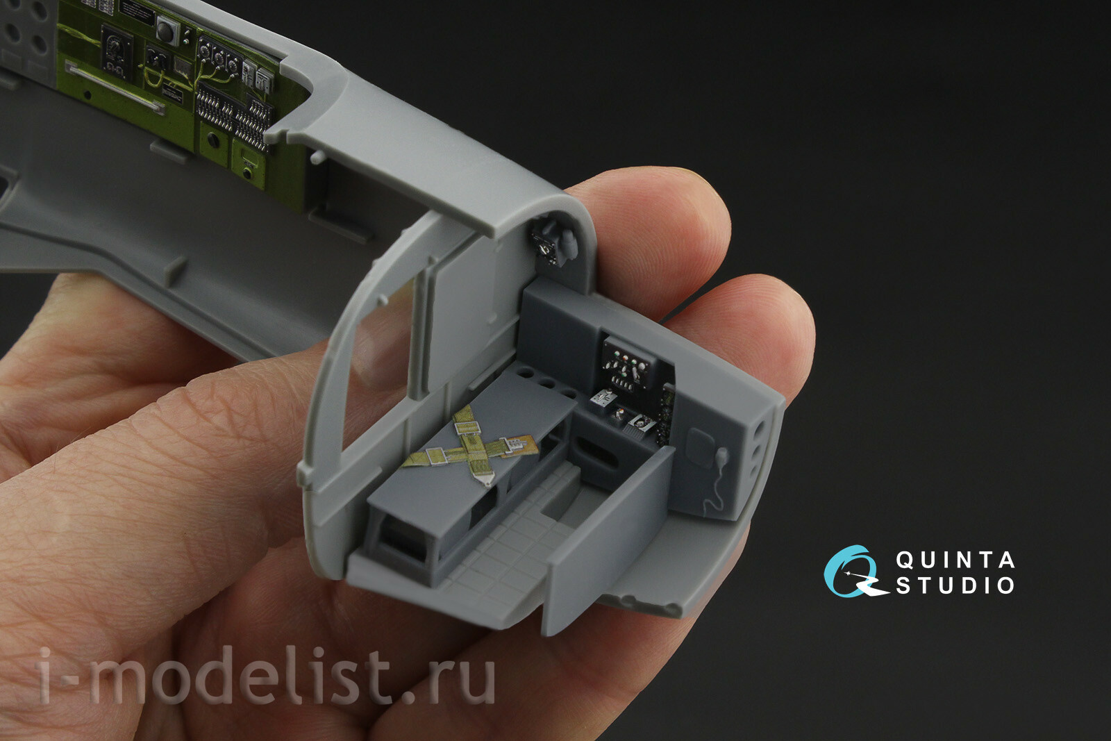 QD+32250 Quinta Studio 1/32 3D Декаль интерьера кабины A-26C Invader (HobbyBoss) (с 3D-печатными деталями)