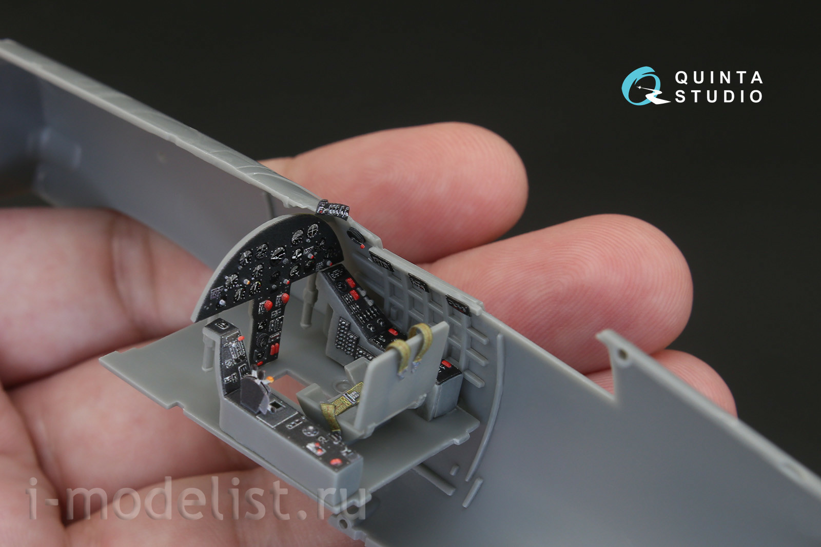 QD48109 Quinta Studio 1/48 3D Декаль интерьера кабины F4U-4 (для модели HobbyBoss)