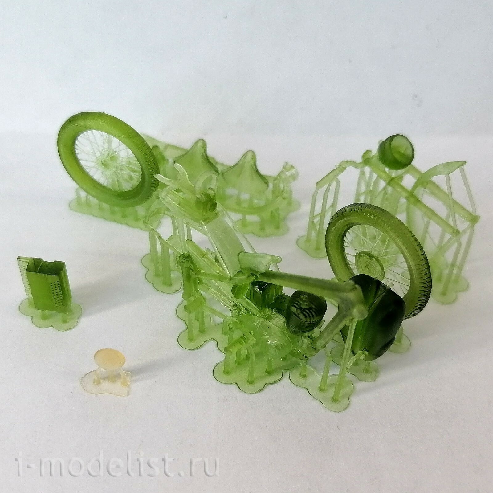 DMS-35003 ДМС 1/35 Советский средний мотоцикл 