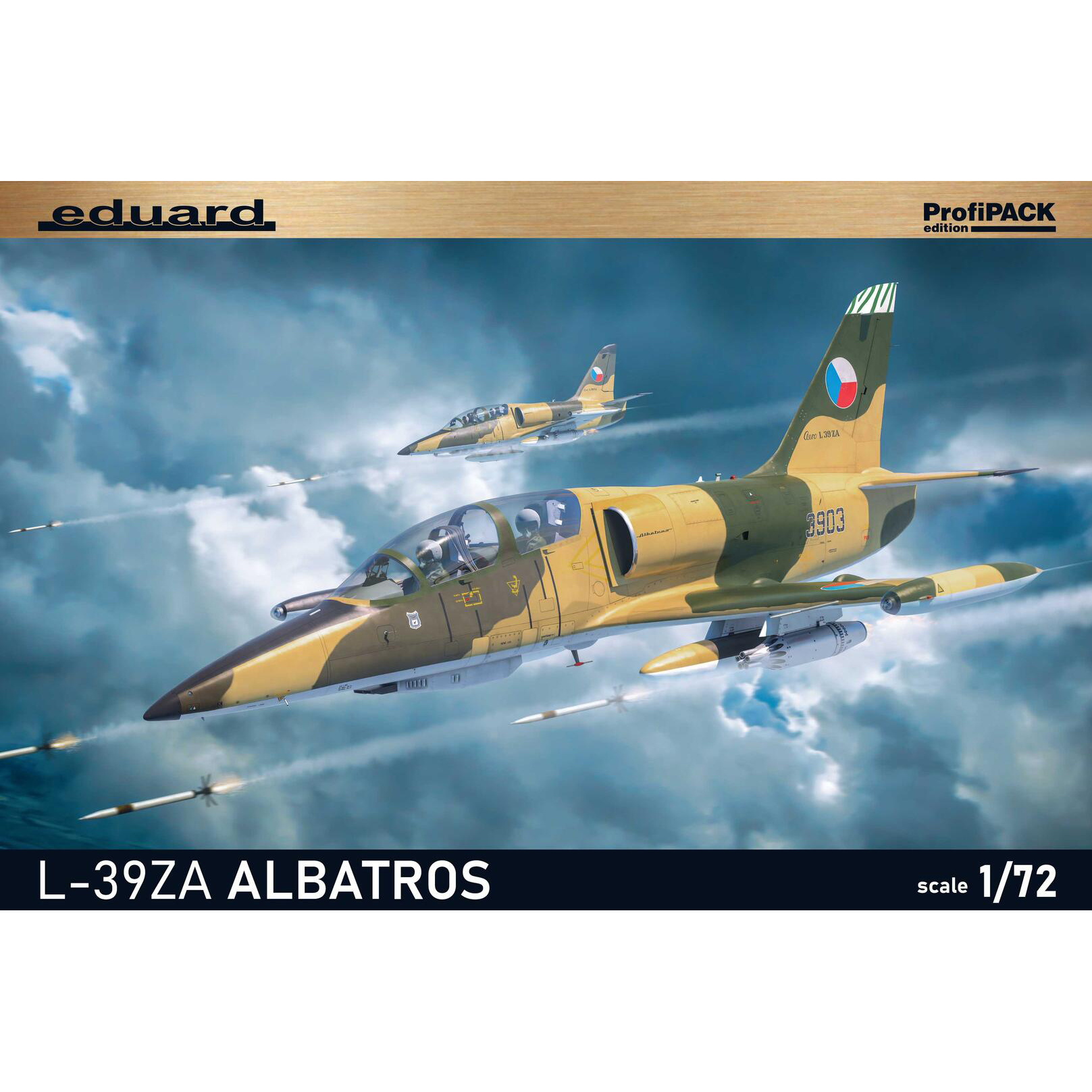 7047 Eduard 1/72 Чехословацкий учебно-боевой самолёт L-39ZA Albatros (ProfiPACK)
