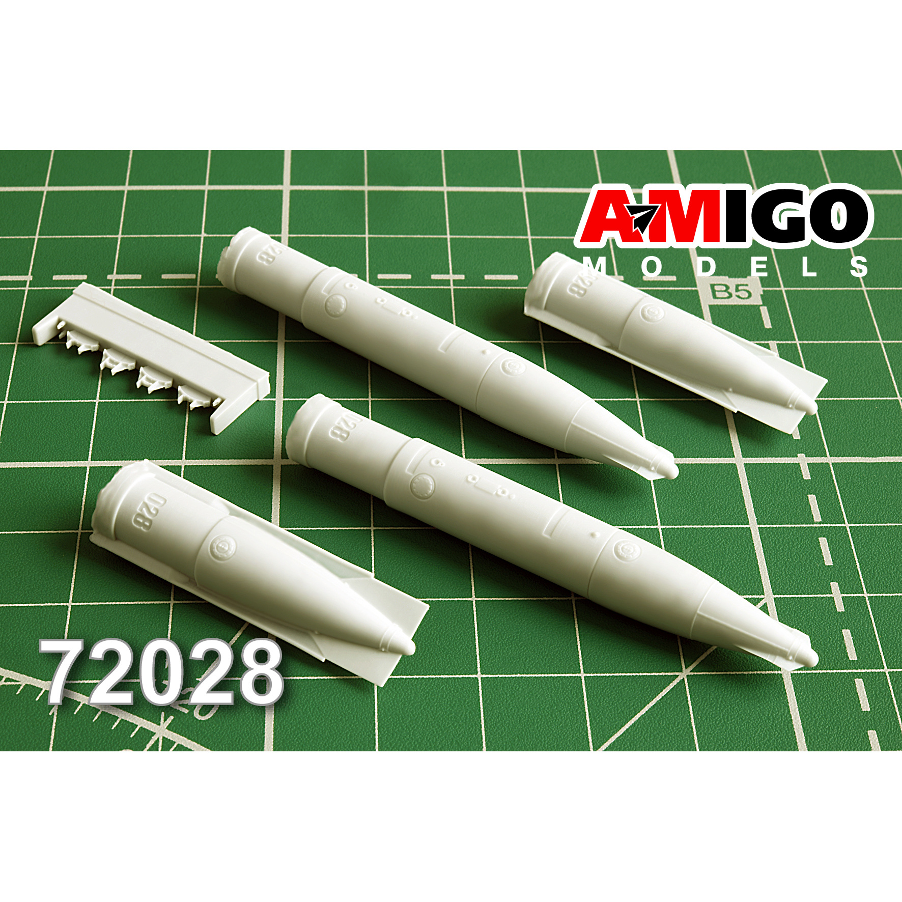 АМG72028 Amigo Models 1/72 Подвесной топливный бак ПТБ-800