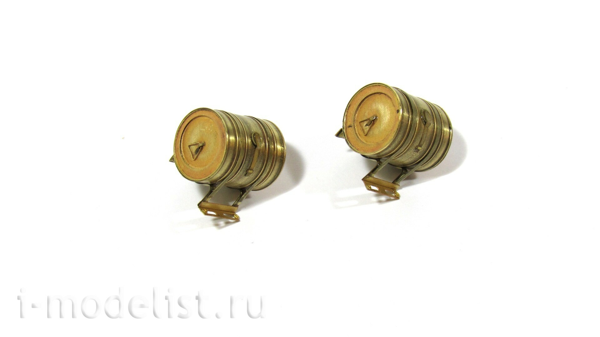 035296 Микродизайн 1/35 Набор фототравления дымовых шашек БДШ-5 позднего типа