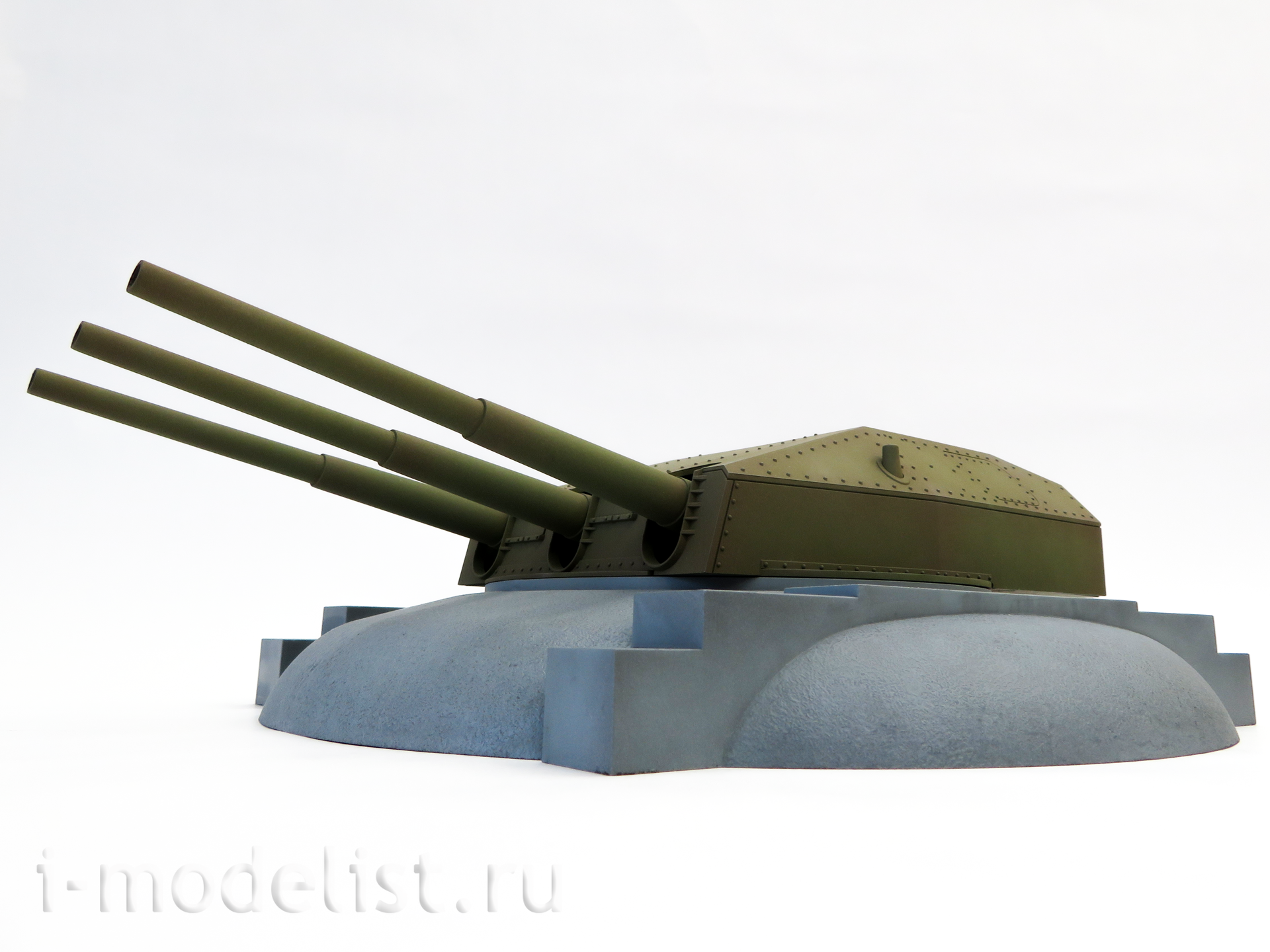 UA72344 Modelcollect 1/72 Береговая артиллерийская установка Austratt fort с тройной 28-сантиметровой турелью Caesar