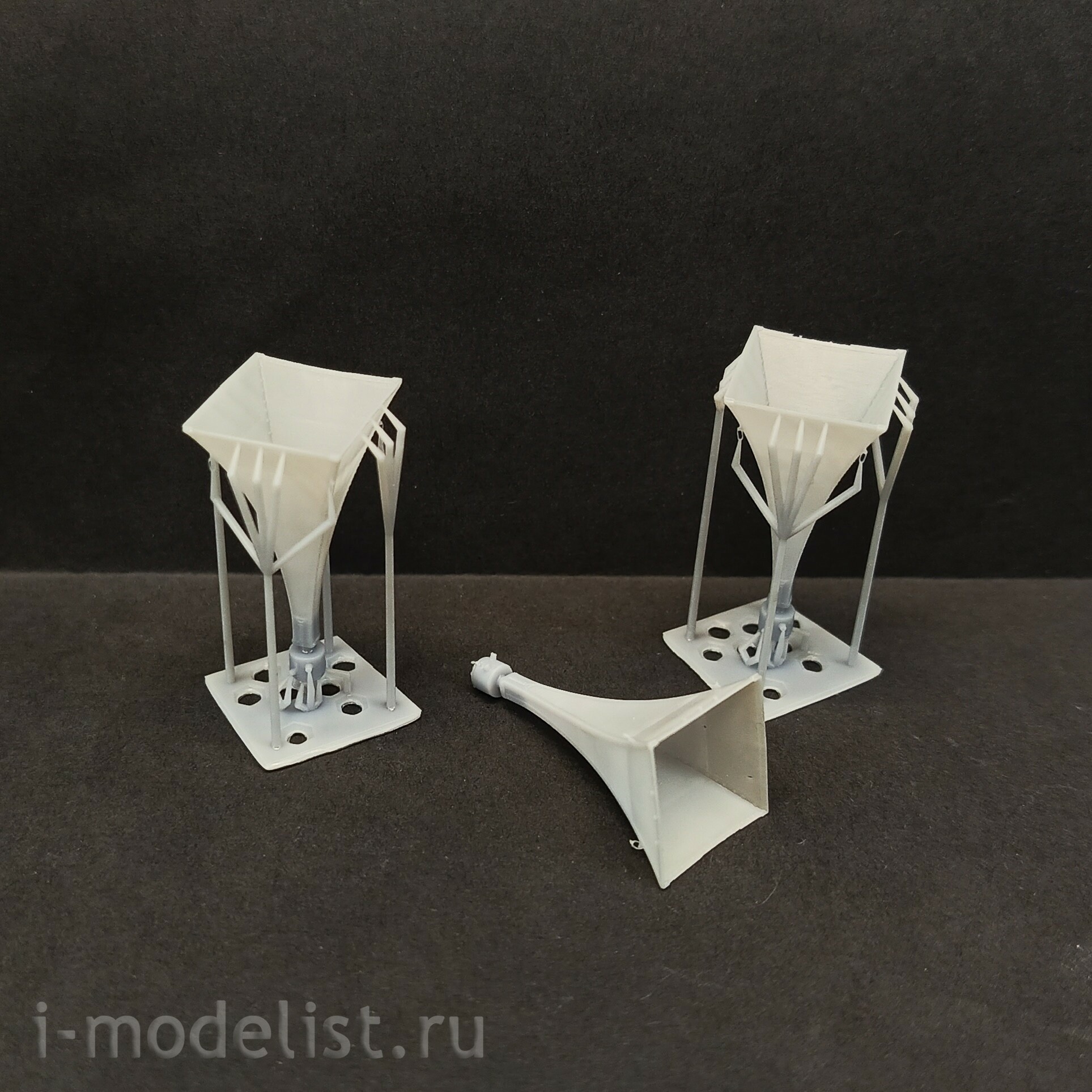 DMS-35286 ДМС 1/35 Громкоговоритель РД-10 (3 штуки в комплекте)