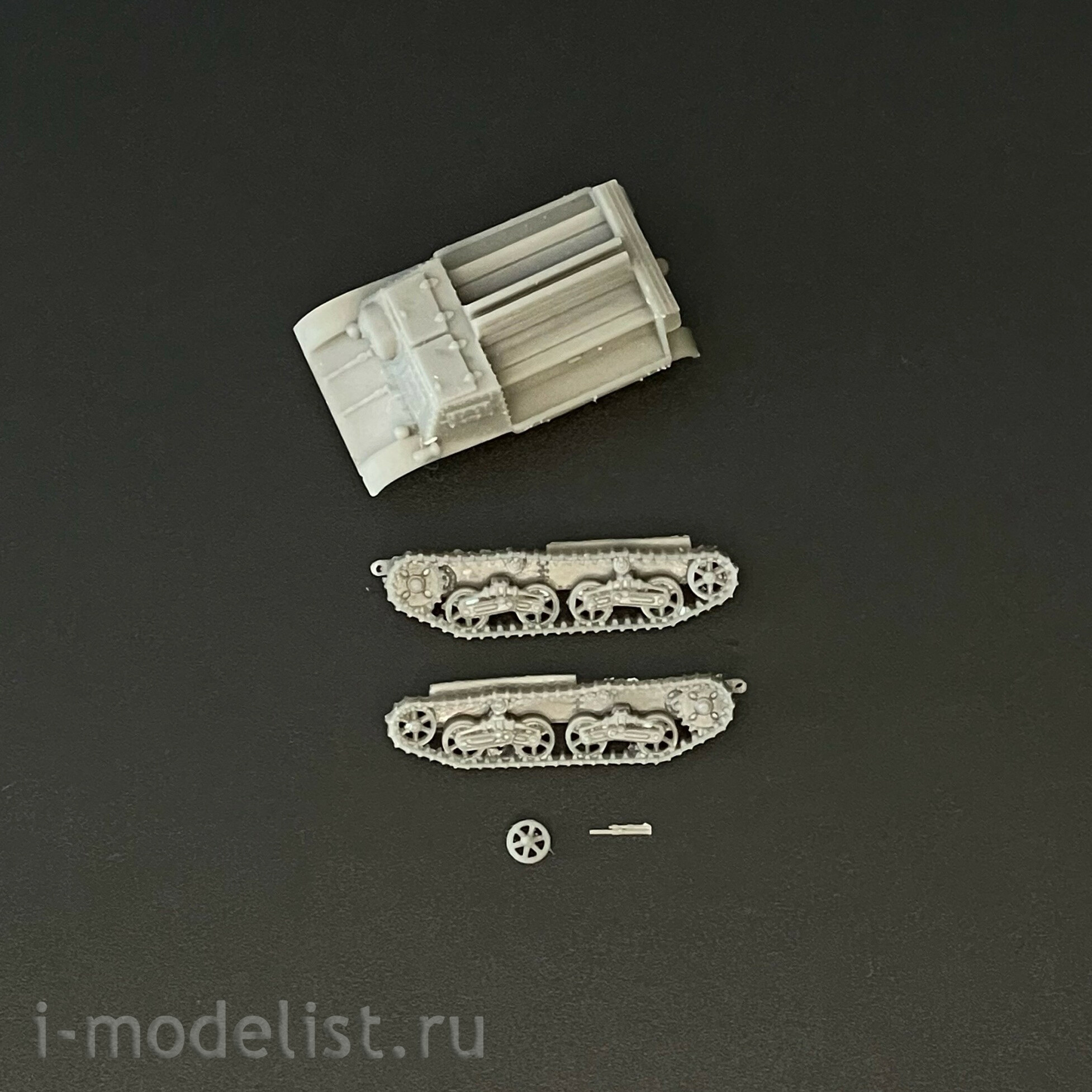 100239P3 Zebrano 1/100 Взвод советских артиллерийских тягачей Т-20 