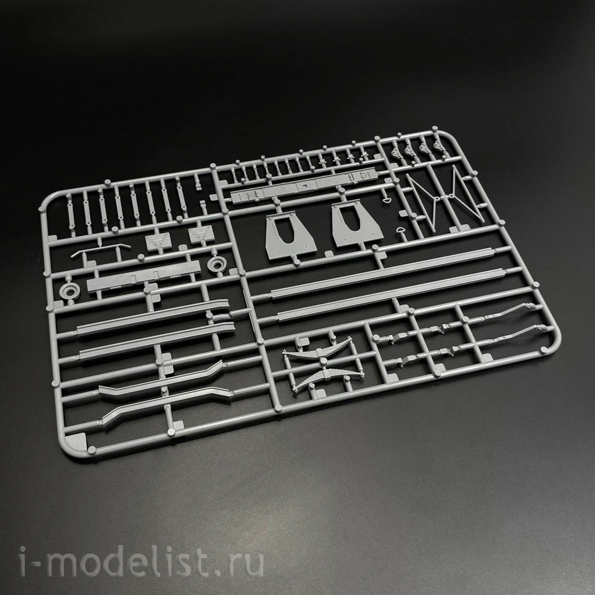 AK35502 AK Interactive 1/35 Немецкий железнодорожный крытый вагон Gedeckter Güterwagen G 10