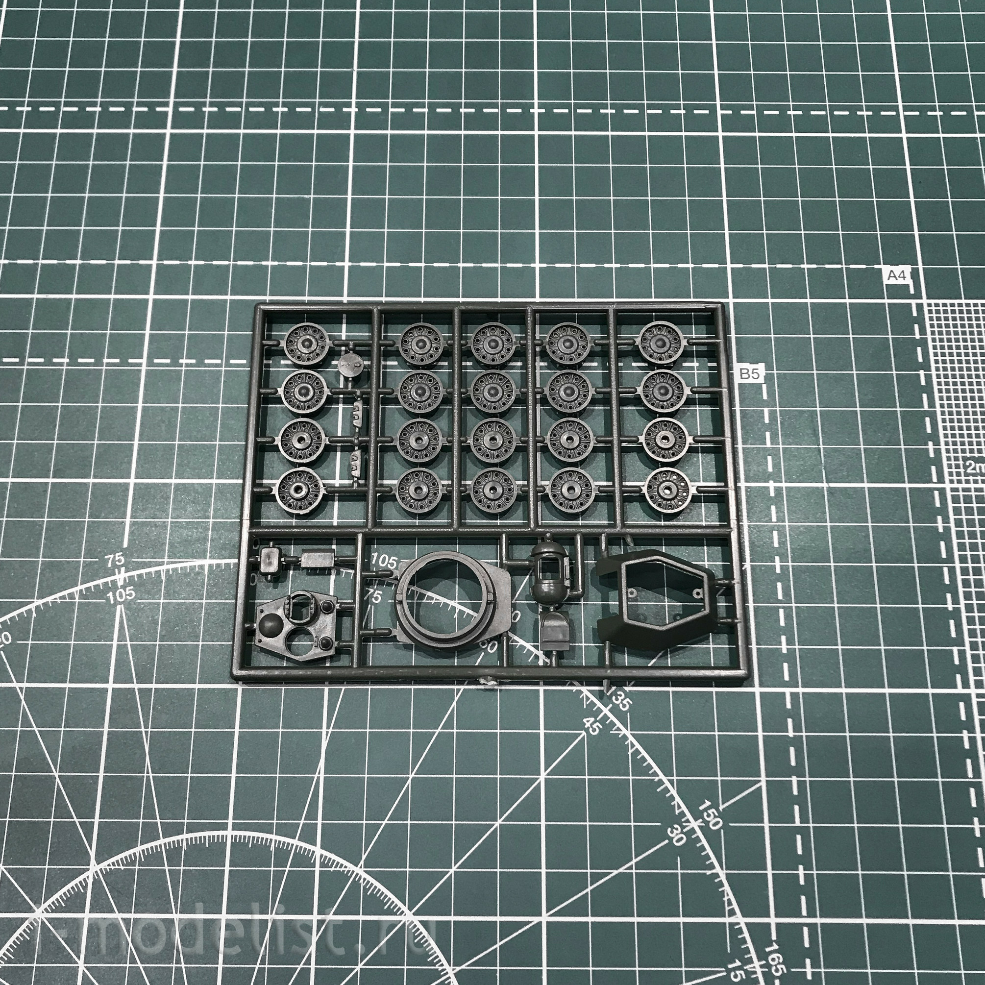 7078 Italeri 1/72 Танк тип 34/76 Model 1943