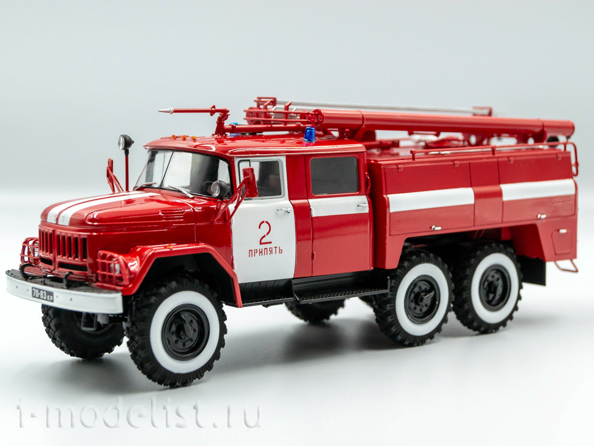 35519 ICM 1/35 Советский пожарный автомобиль АЦ-40-137А