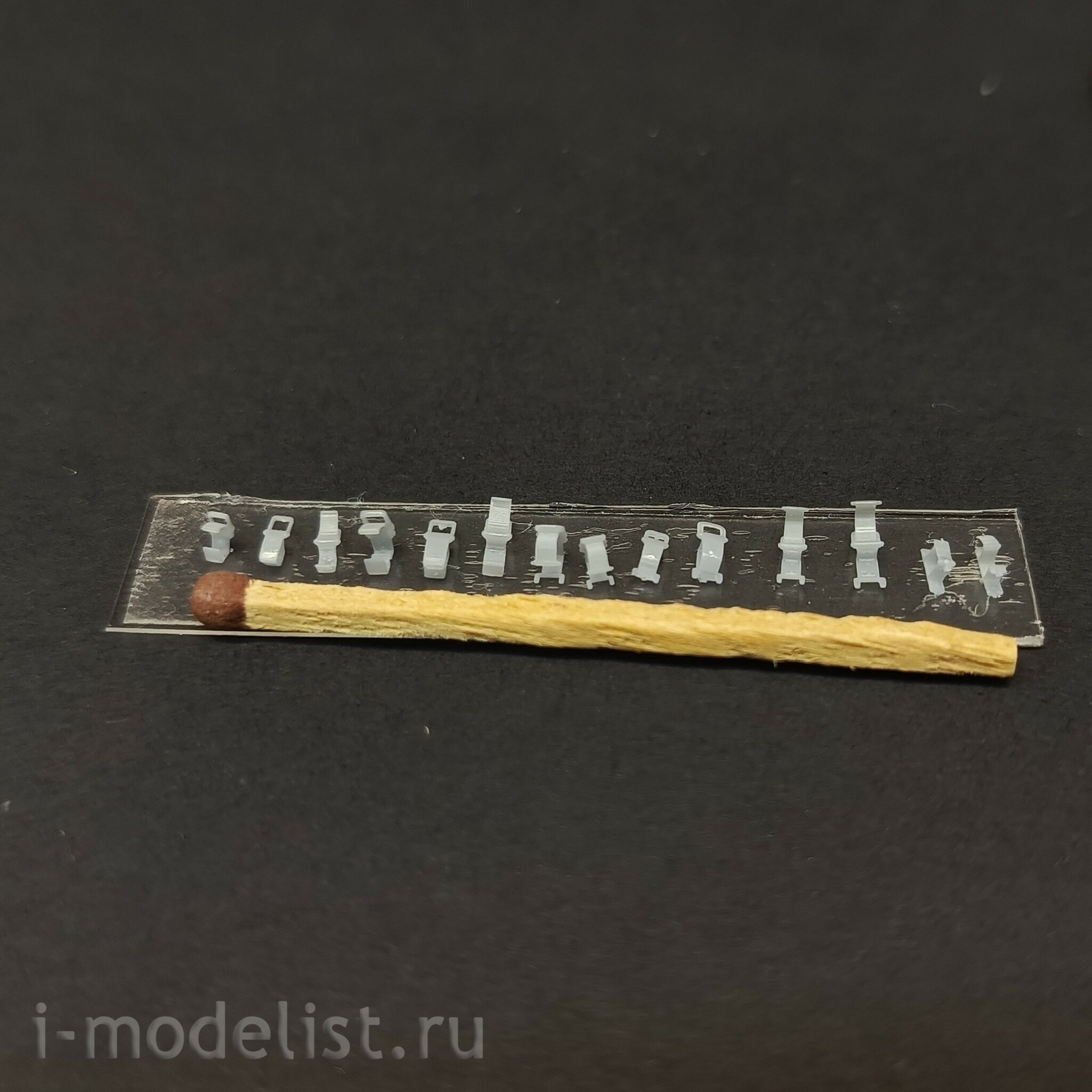 DMS-35231 ДМС 1/35 Замки шанцевого инструмента для немецкой техники