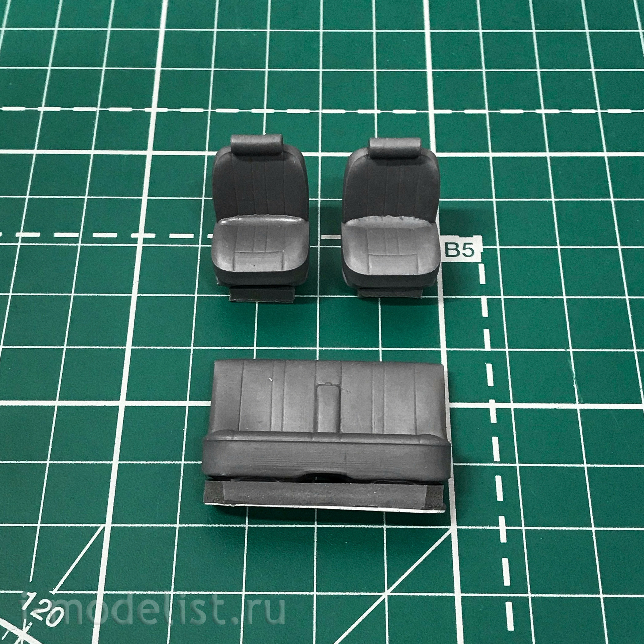 35012 GunTower Models 1/35 Советский легковой автомобиль Kit 5 (2106), цельнолитой кузов