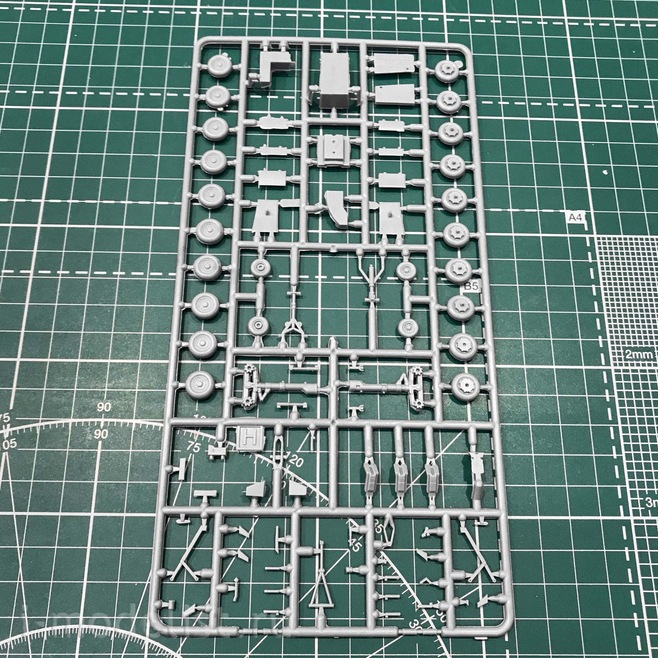 144121-2 Восточный Экспресс 1/144 Авиалайнер DC-10-30 United Airlines