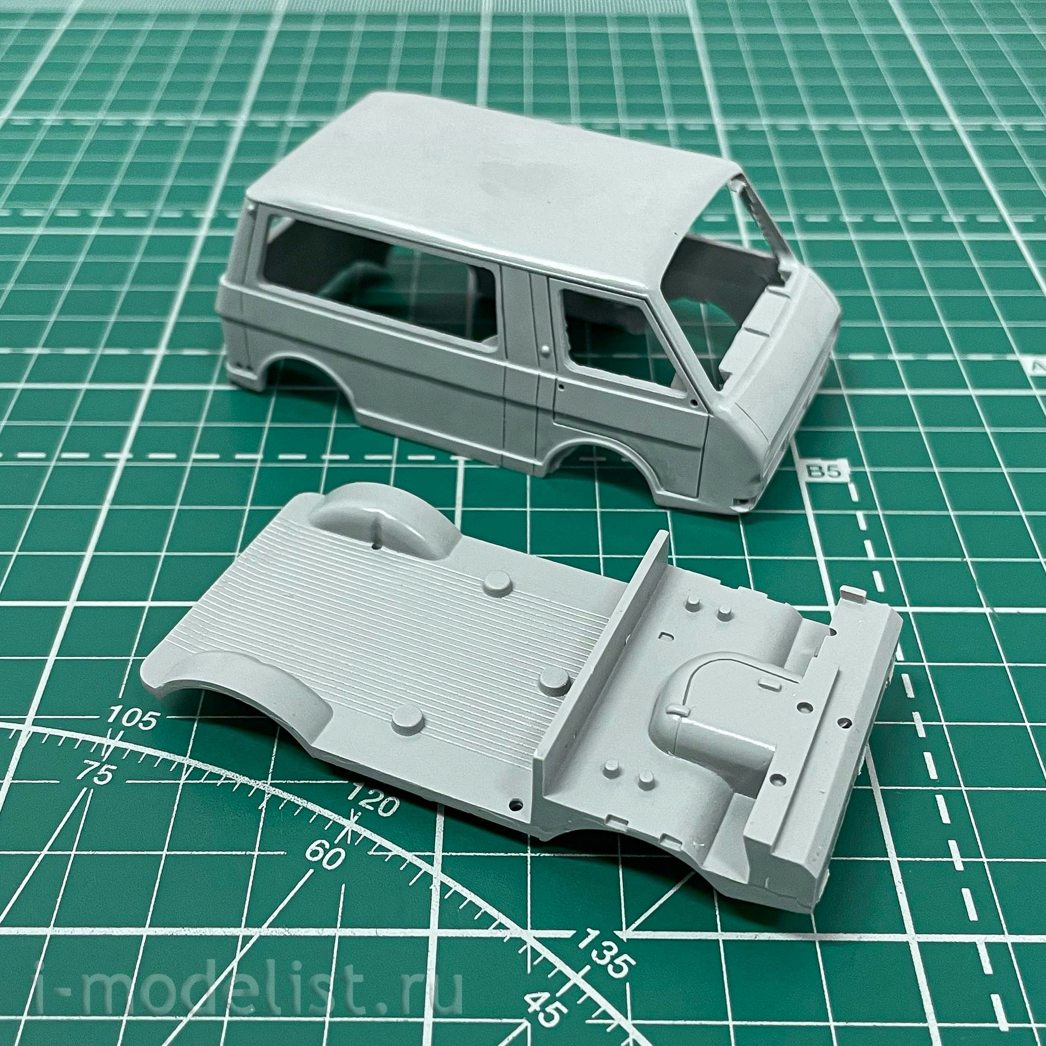 1527AVD AVD Models 1/43 Электромобиль РАФ-2204