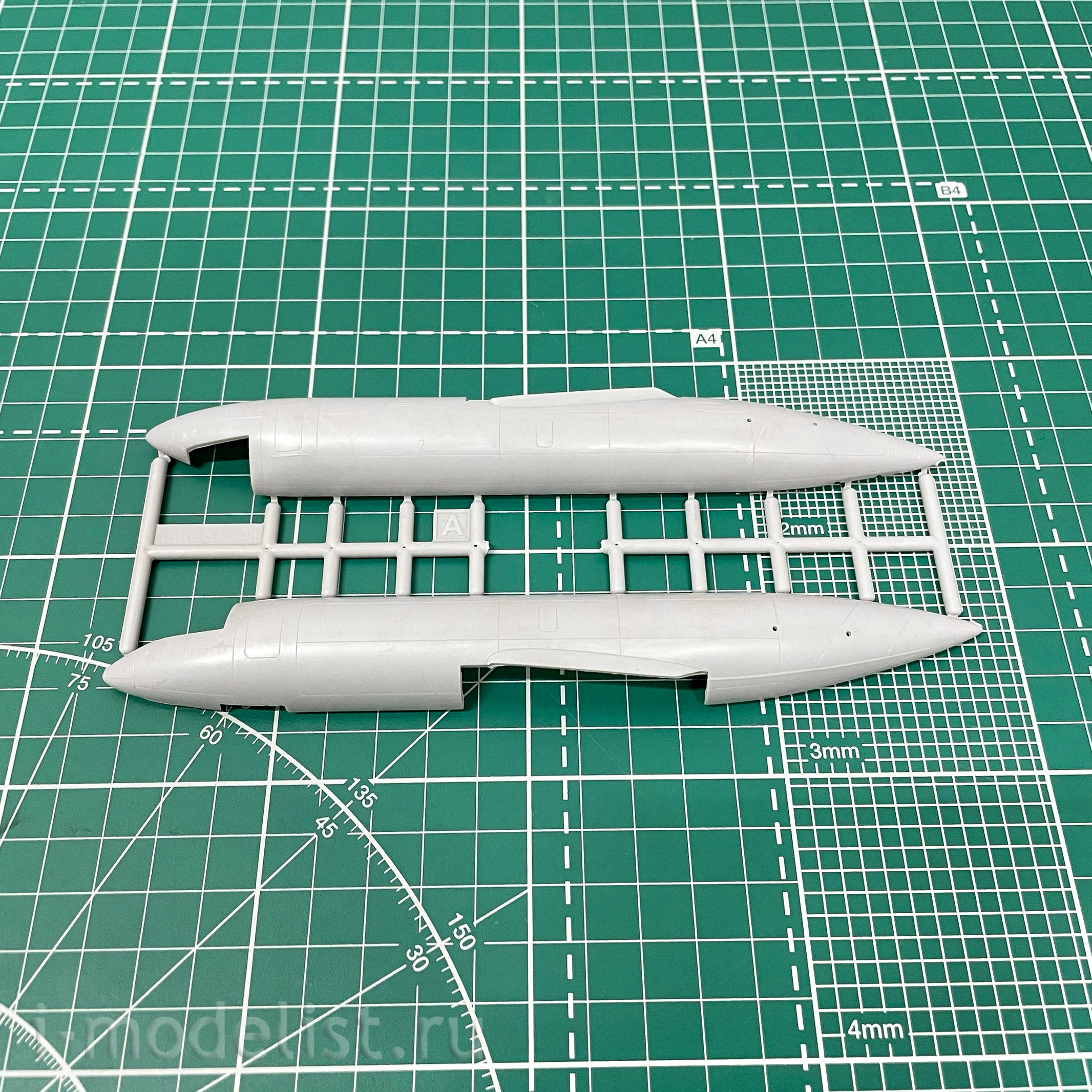 144143-6 Восточный экспресс 1/144 Авиалайнер BAC 1-11-200 BUA