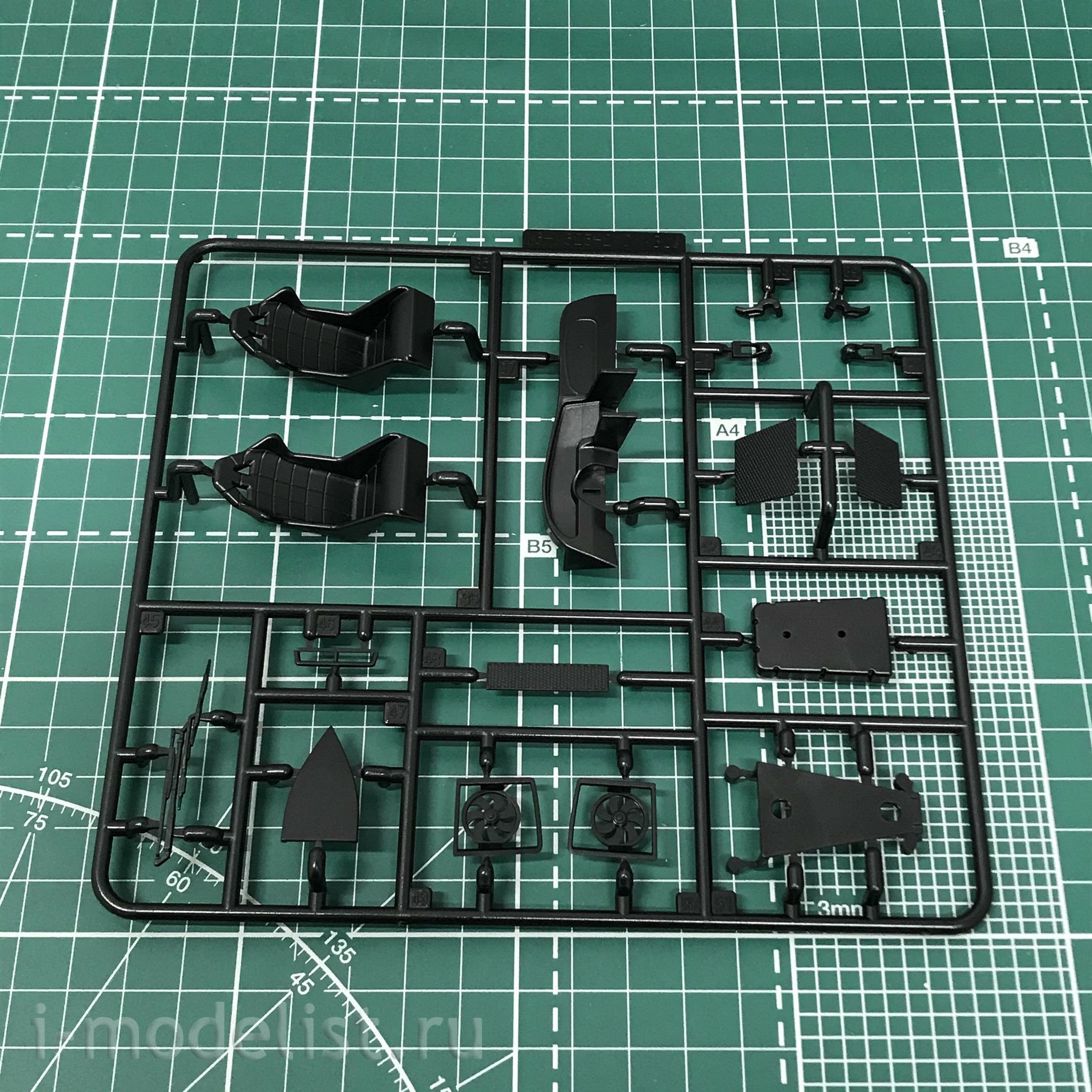 05899 Aoshima 1/24 Сборная модель Lamborghini Diablo GT 99