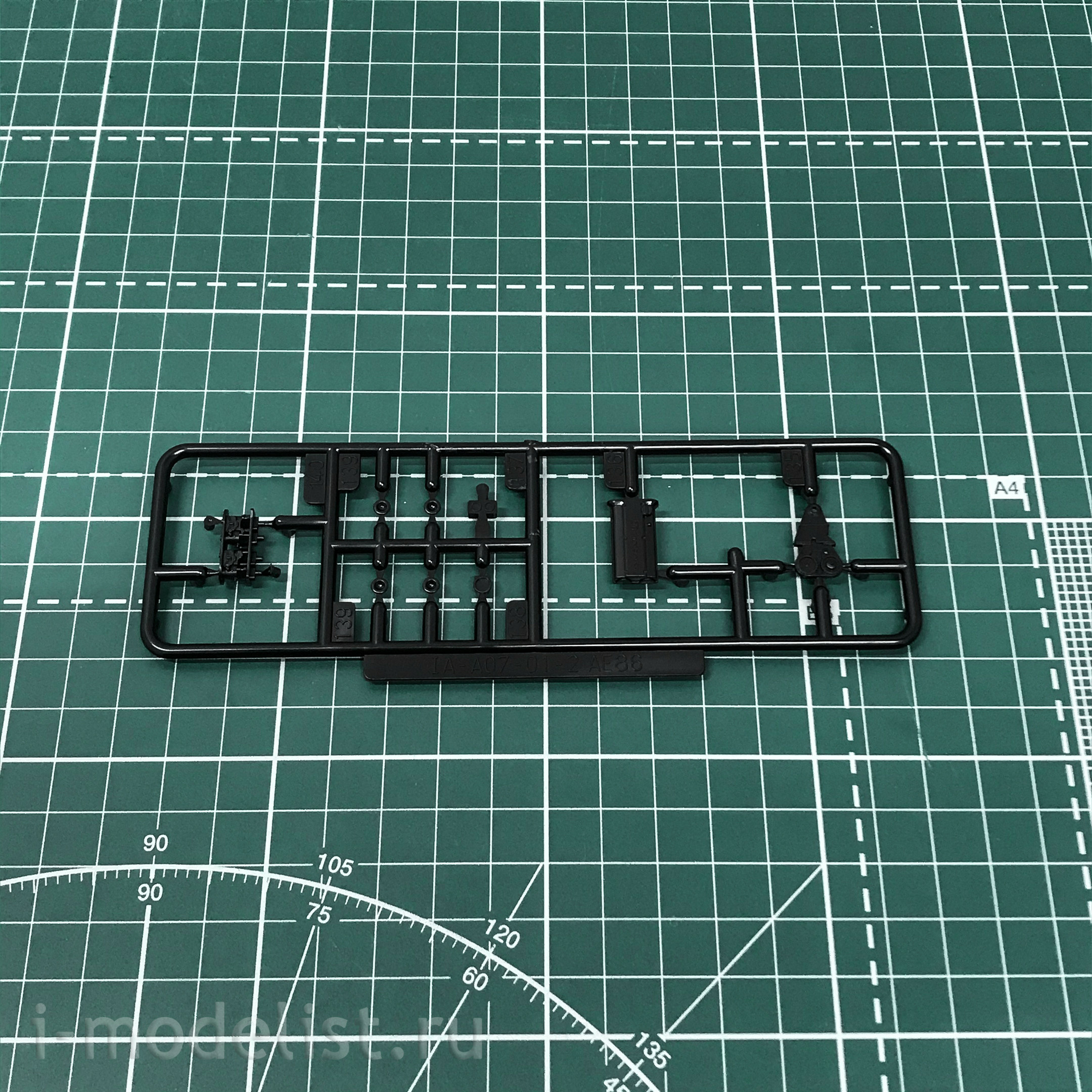 05954 Aoshima 1/24 Сборная модель Toyota Trueno AE86 Fujiwara Takumi (Project-D Ver.) с фигуркой