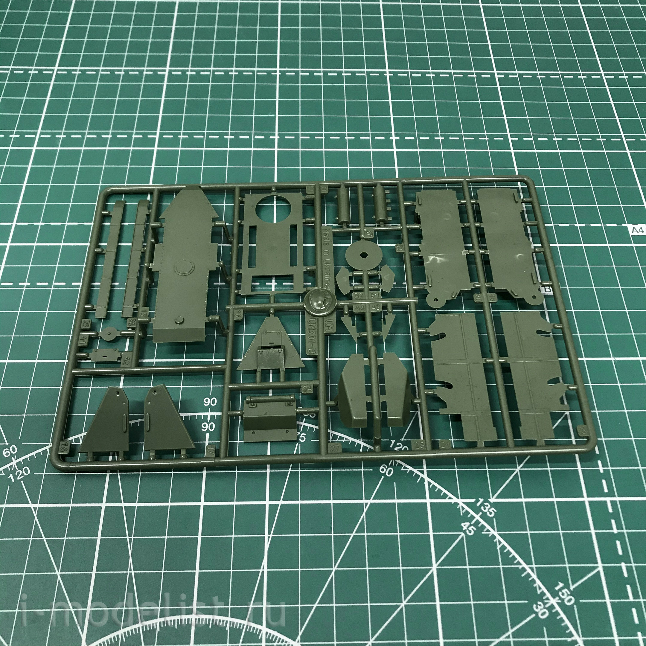 mt683 UM 1/72 Экспериментальный легкий танк БТ-6