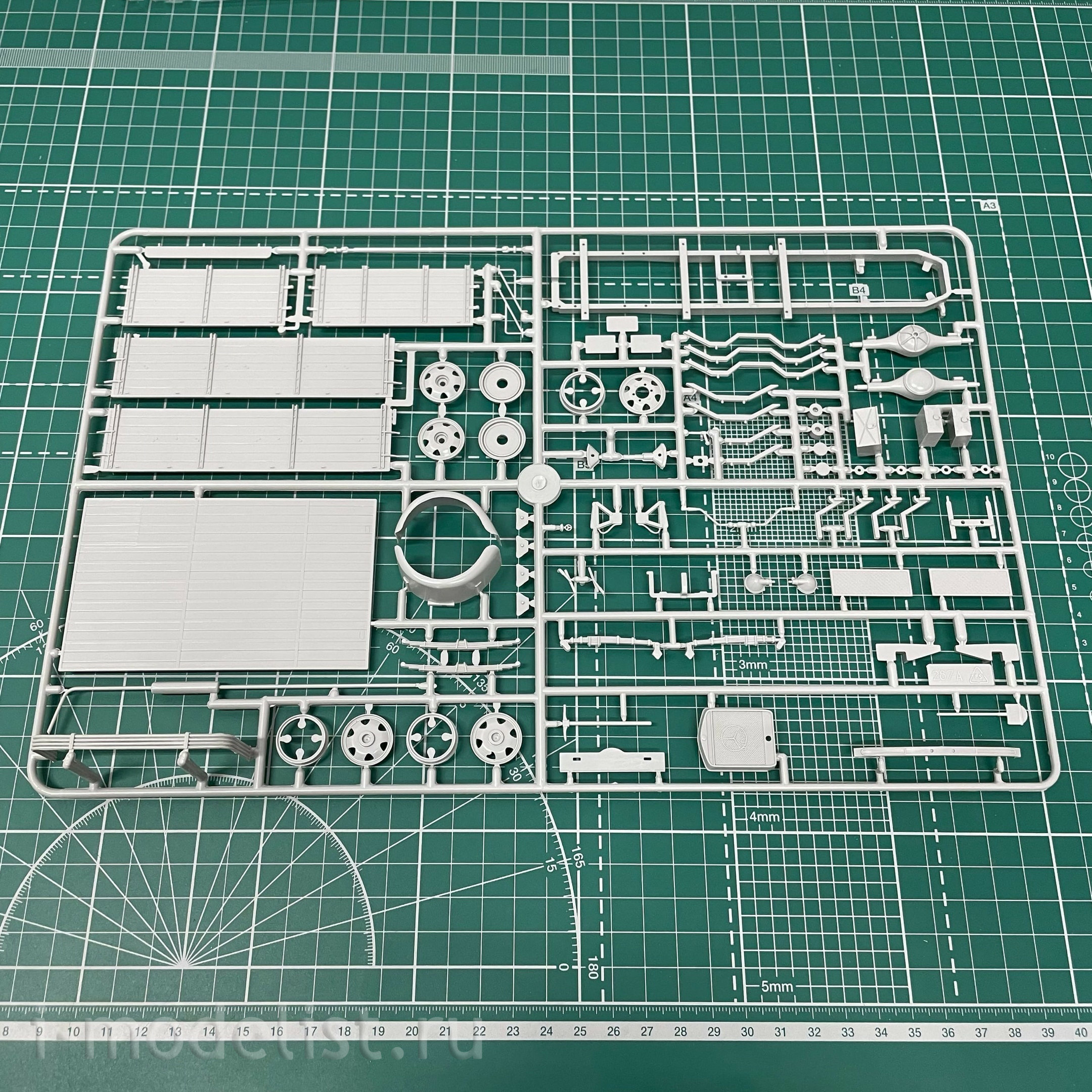 6558 Italeri 1/35 Грузовик L3000 S