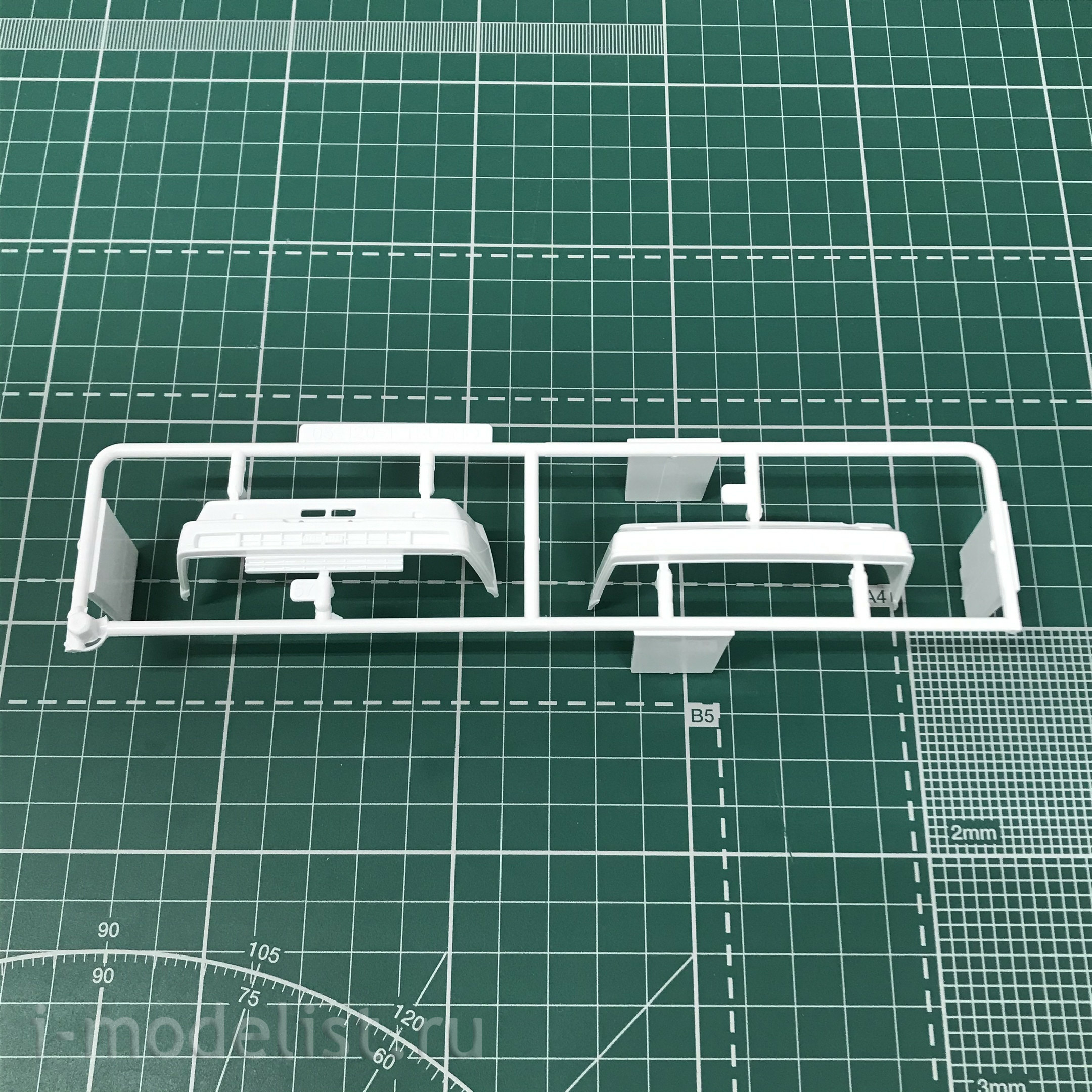 05954 Aoshima 1/24 Сборная модель Toyota Trueno AE86 Fujiwara Takumi (Project-D Ver.) с фигуркой