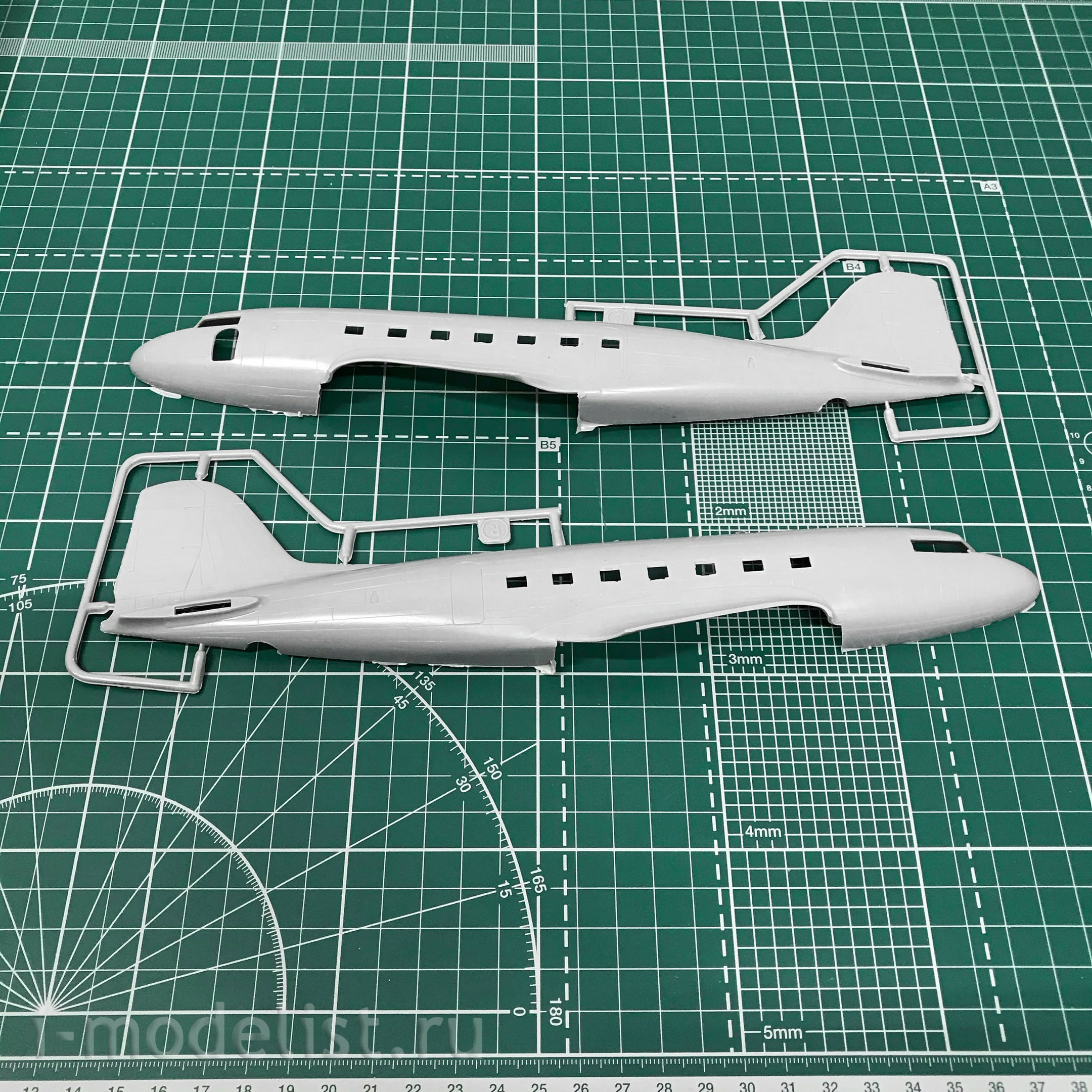 72234 Amodel 1/72 Ли-2 В/Т (полярная авиация)