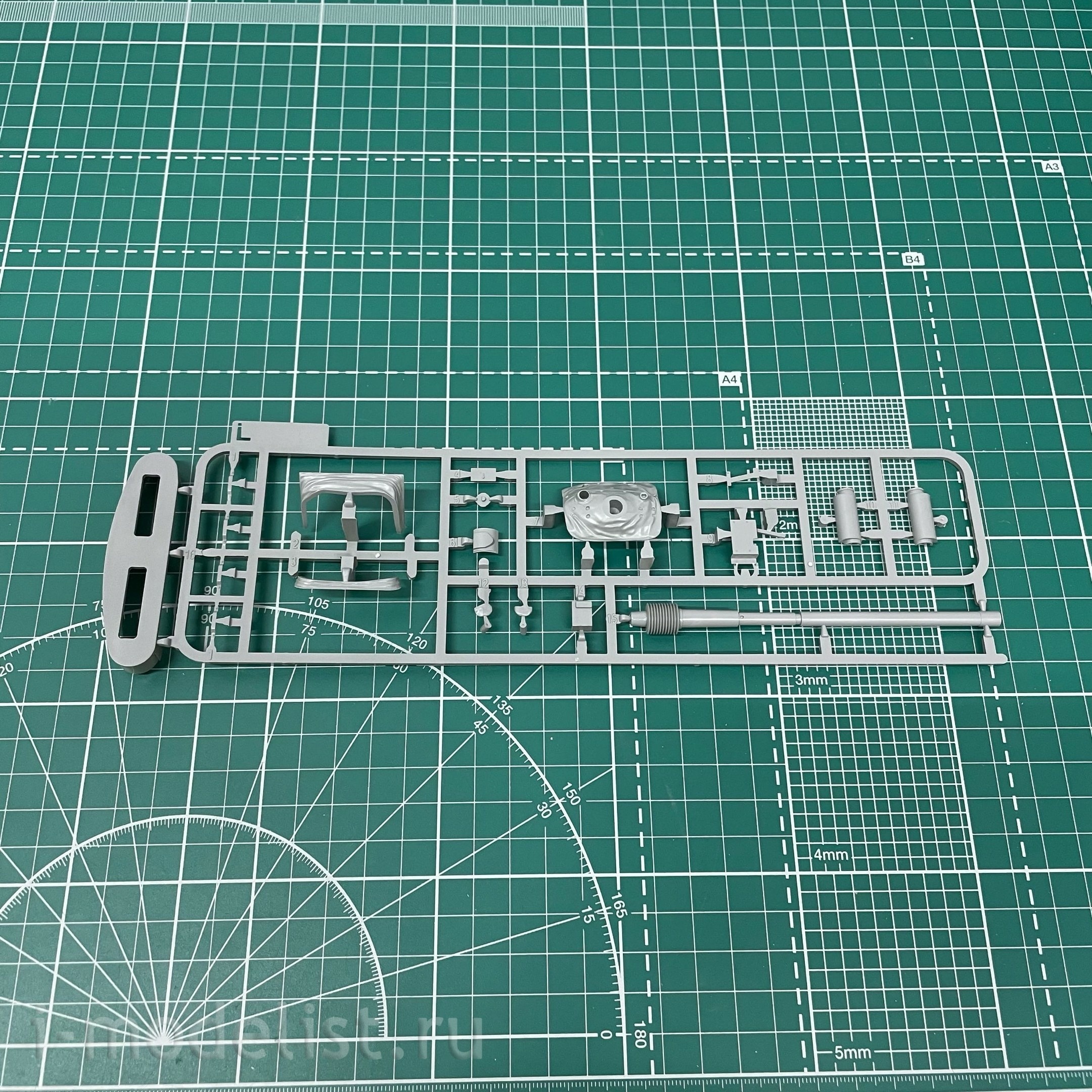 2142 Takom 1/35 Танк M60A1 с навесной защитой ERA и отвалом M9 Bulldozer