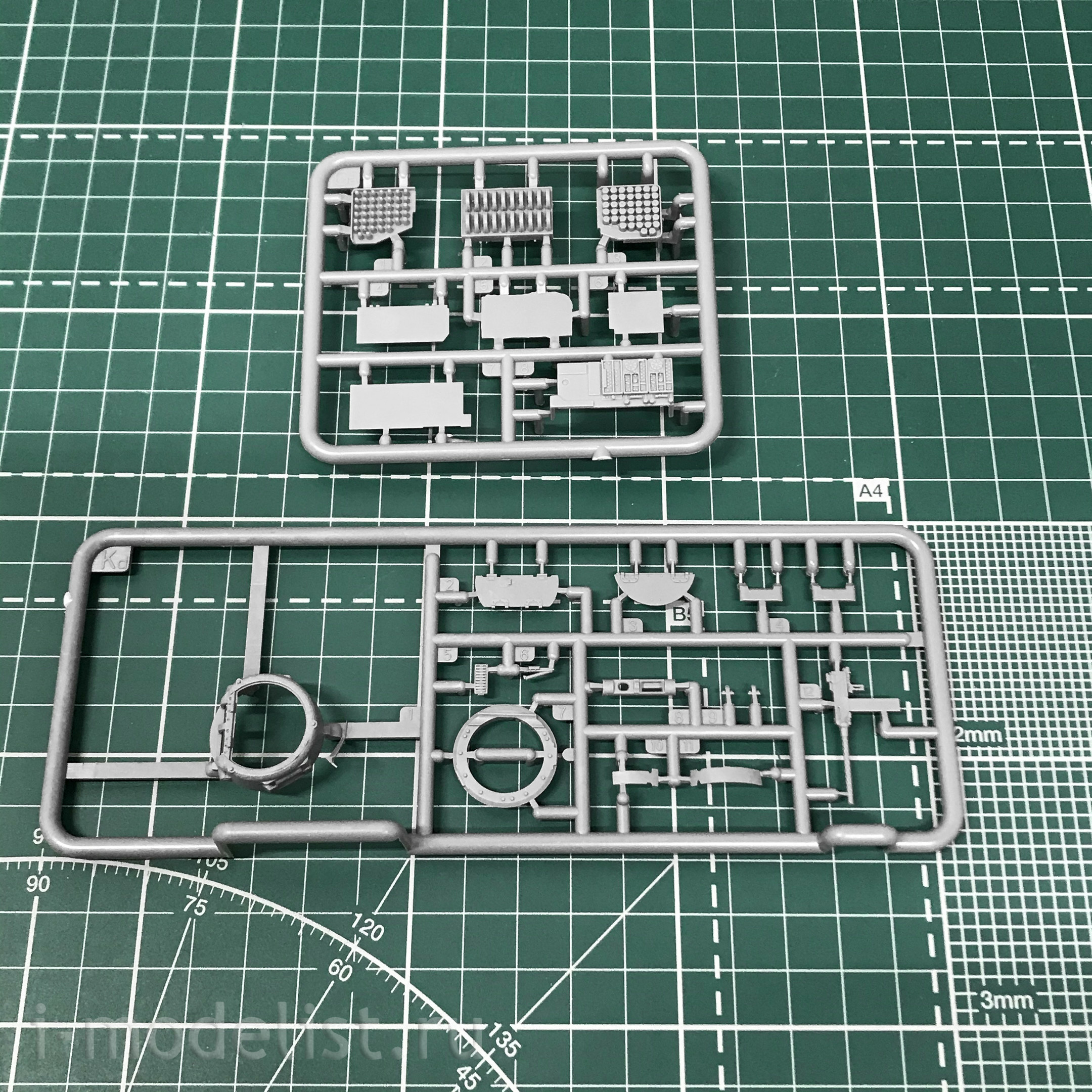 35209 MiniArt 1/35 Американский танк M3 LEE MID PROD. INTERIOR KIT