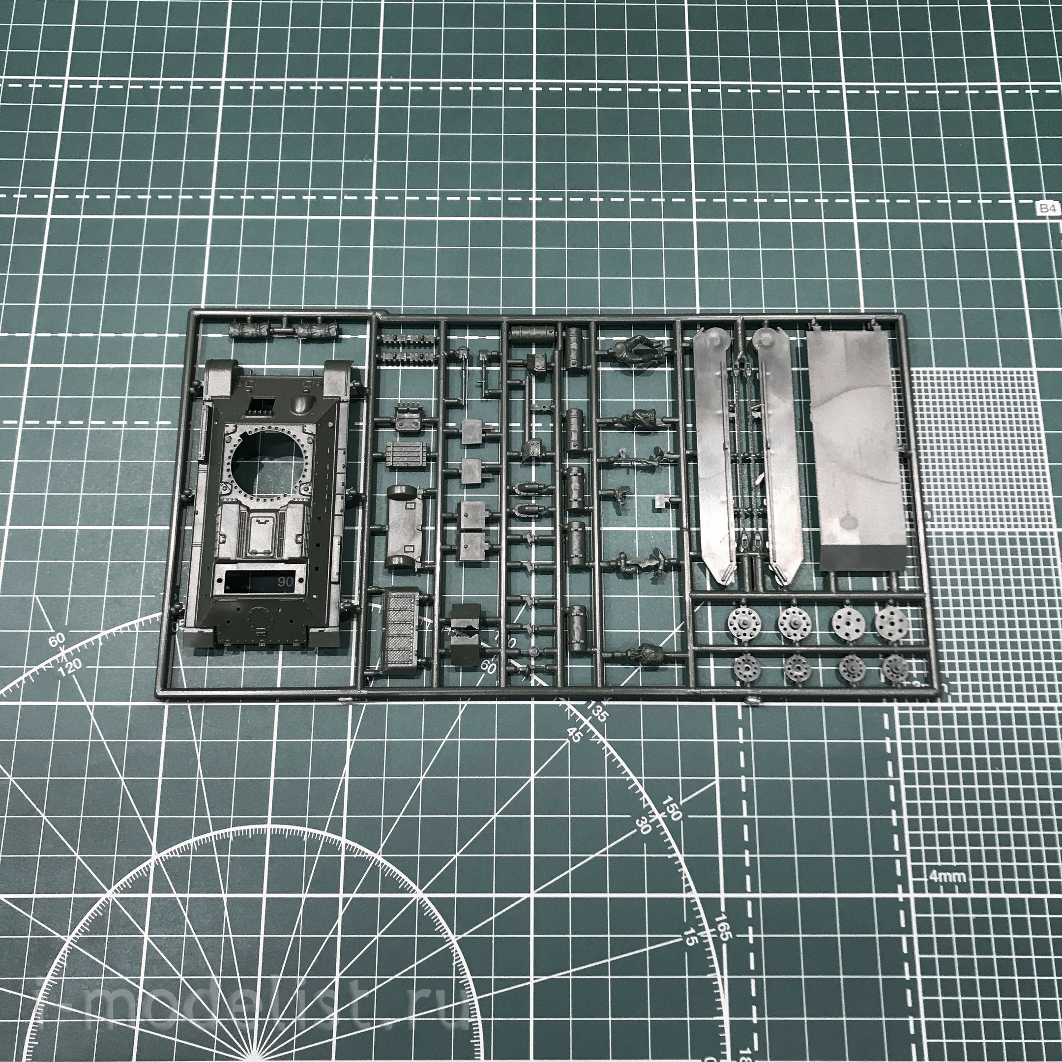 7078 Italeri 1/72 Танк тип 34/76 Model 1943