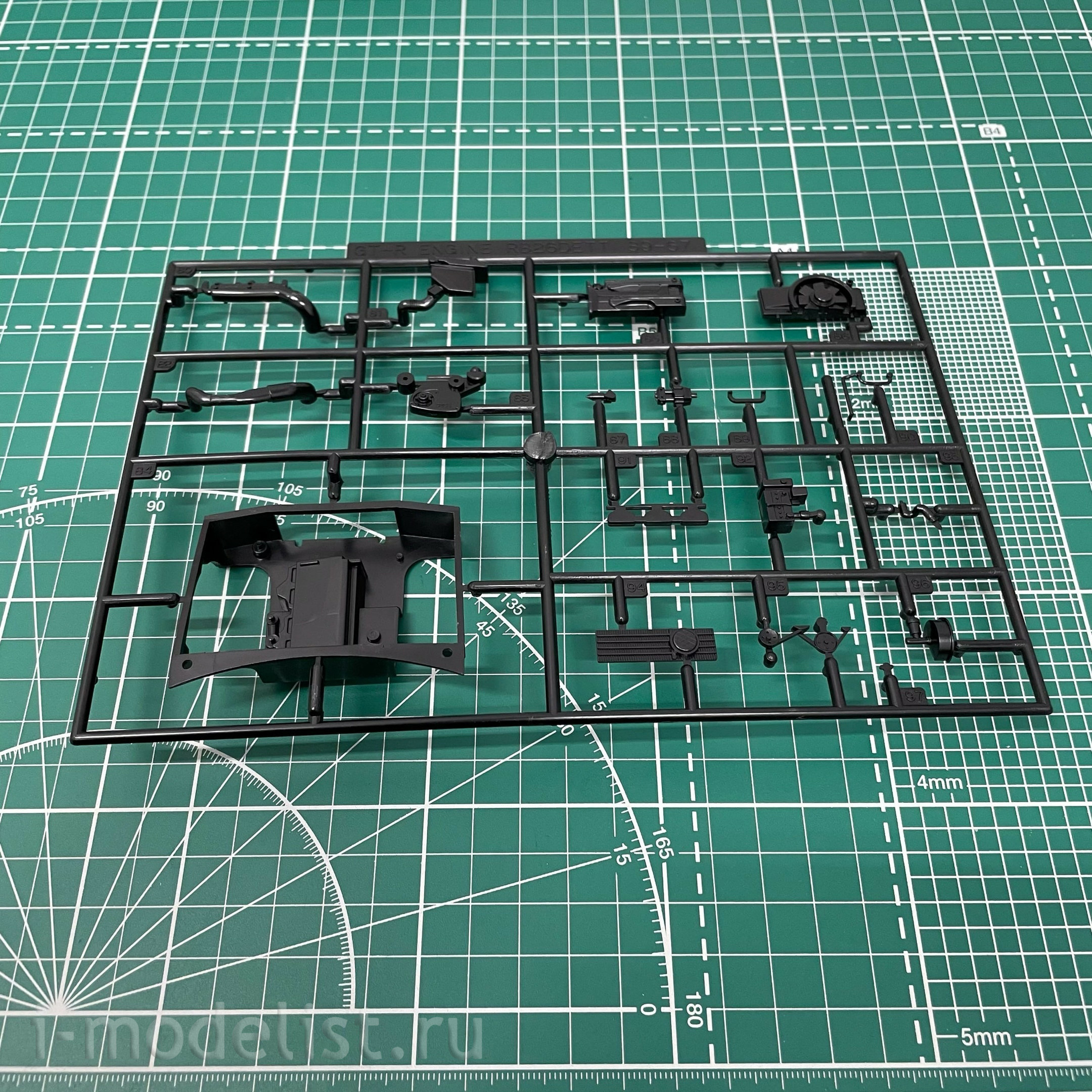 05959 Aoshima 1/24 Initial D Rin Hojo BNR32 Skyline GT-R
