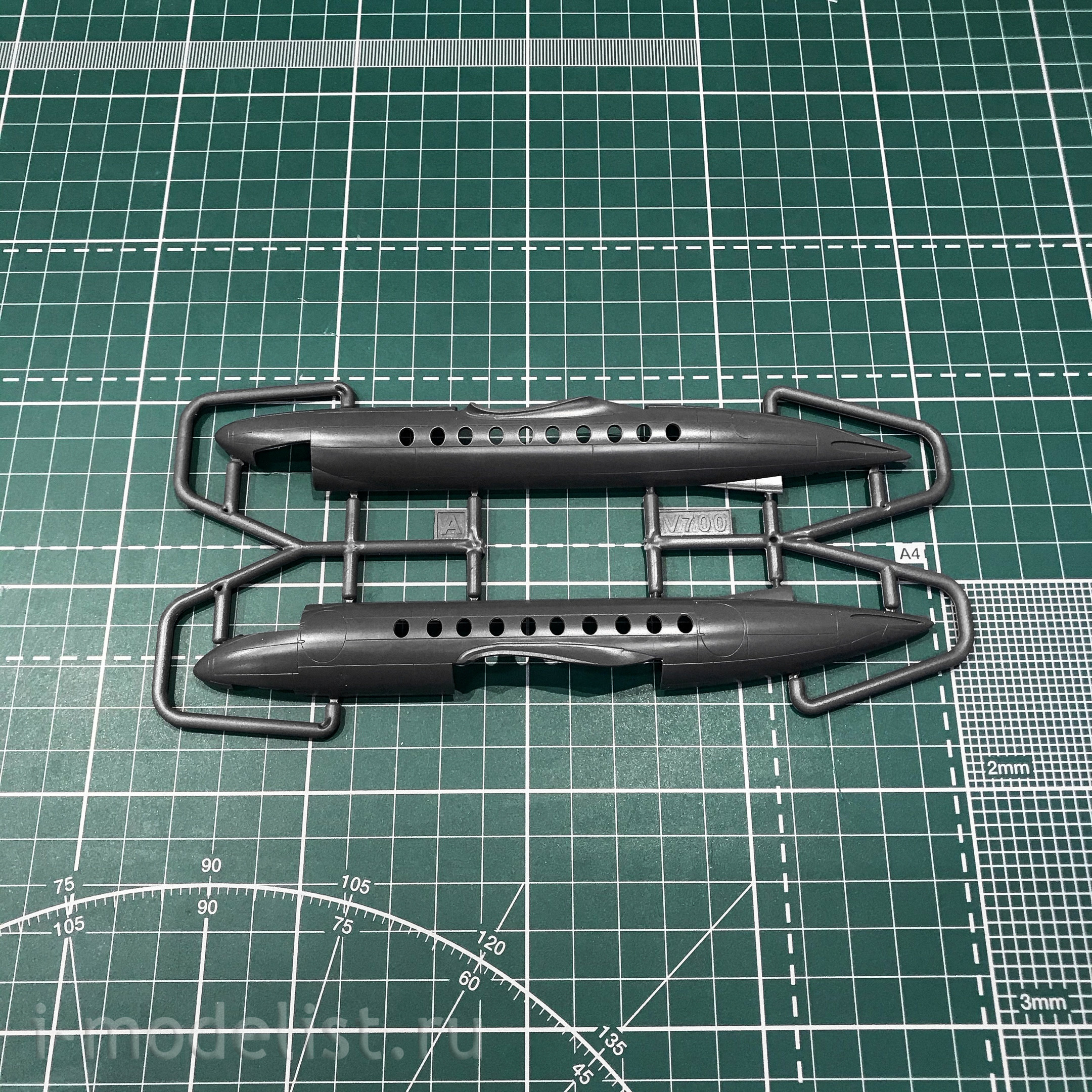 144138-2 Восточный экспресс 1/144 Гражданский авиалайнер Viscount 700 ALITALIA