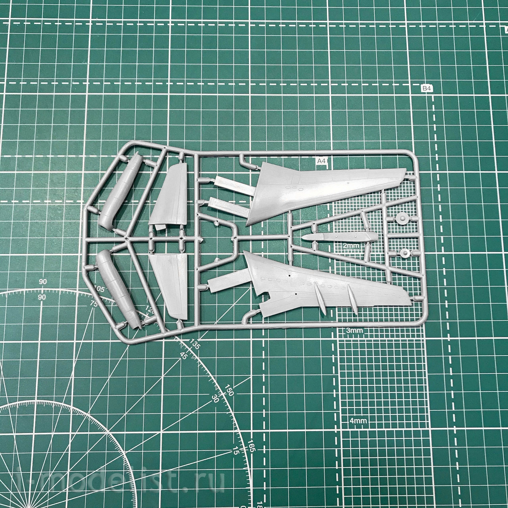 14469-1 Восточный экспресс 1/144 Самолёт Boeng 737-200 PAN AM