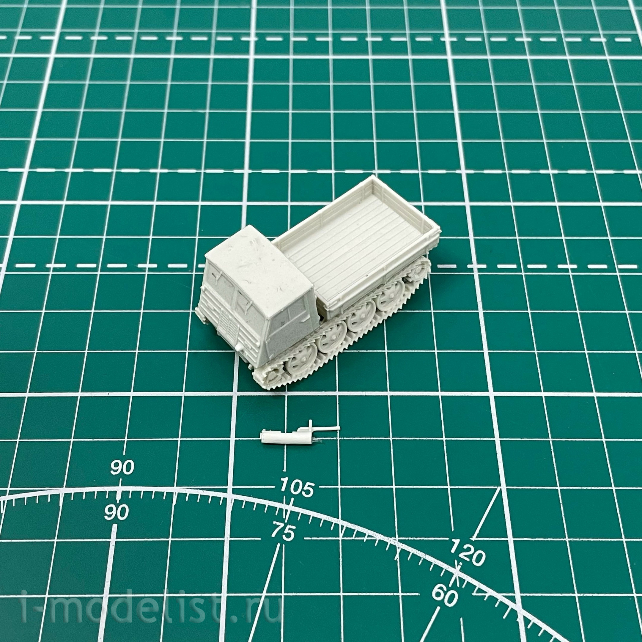 100104 Zebrano 1/100 Немецкий тягач RSO 03