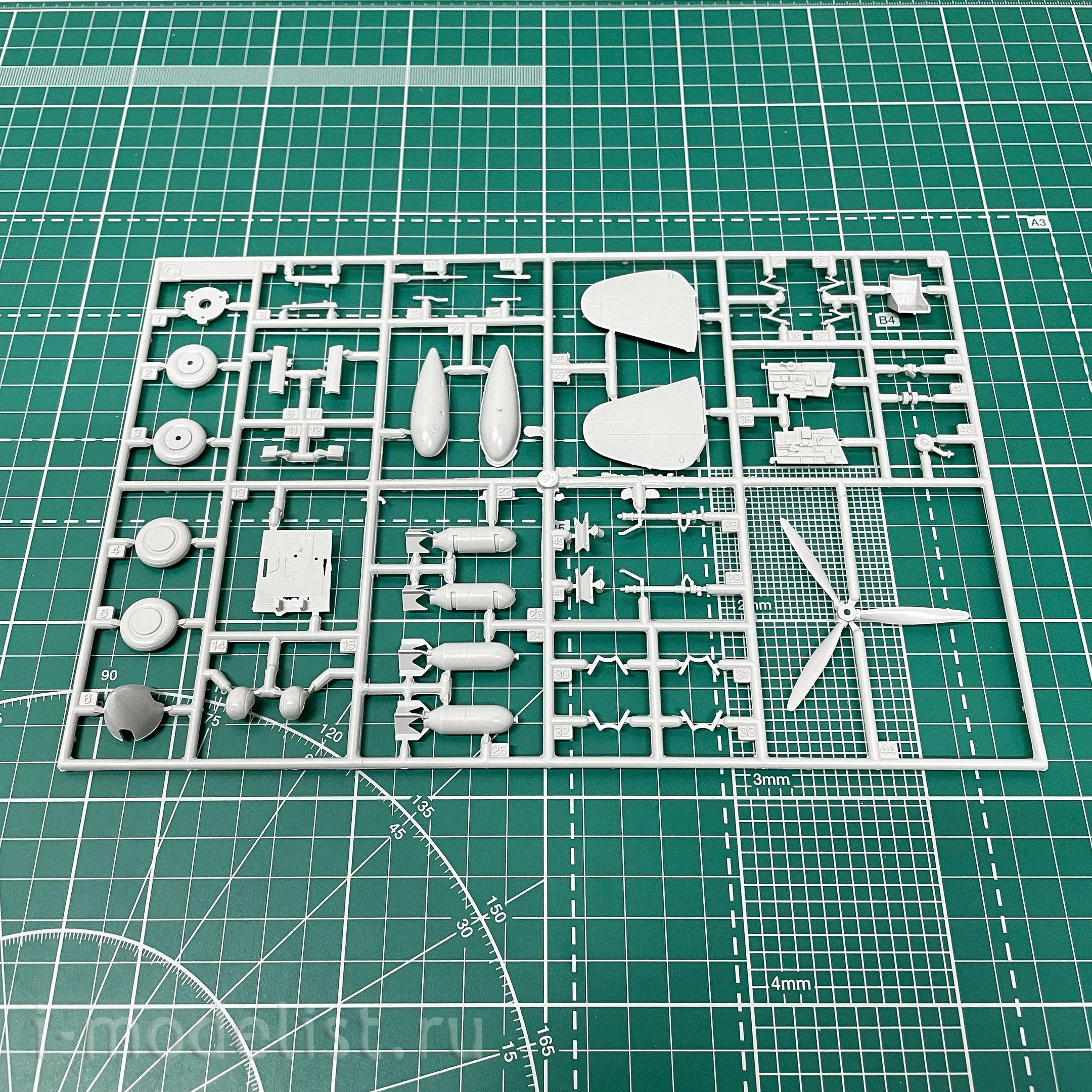 2795 Italeri 1/48 Самолет P-40 E/K Kittyhawk