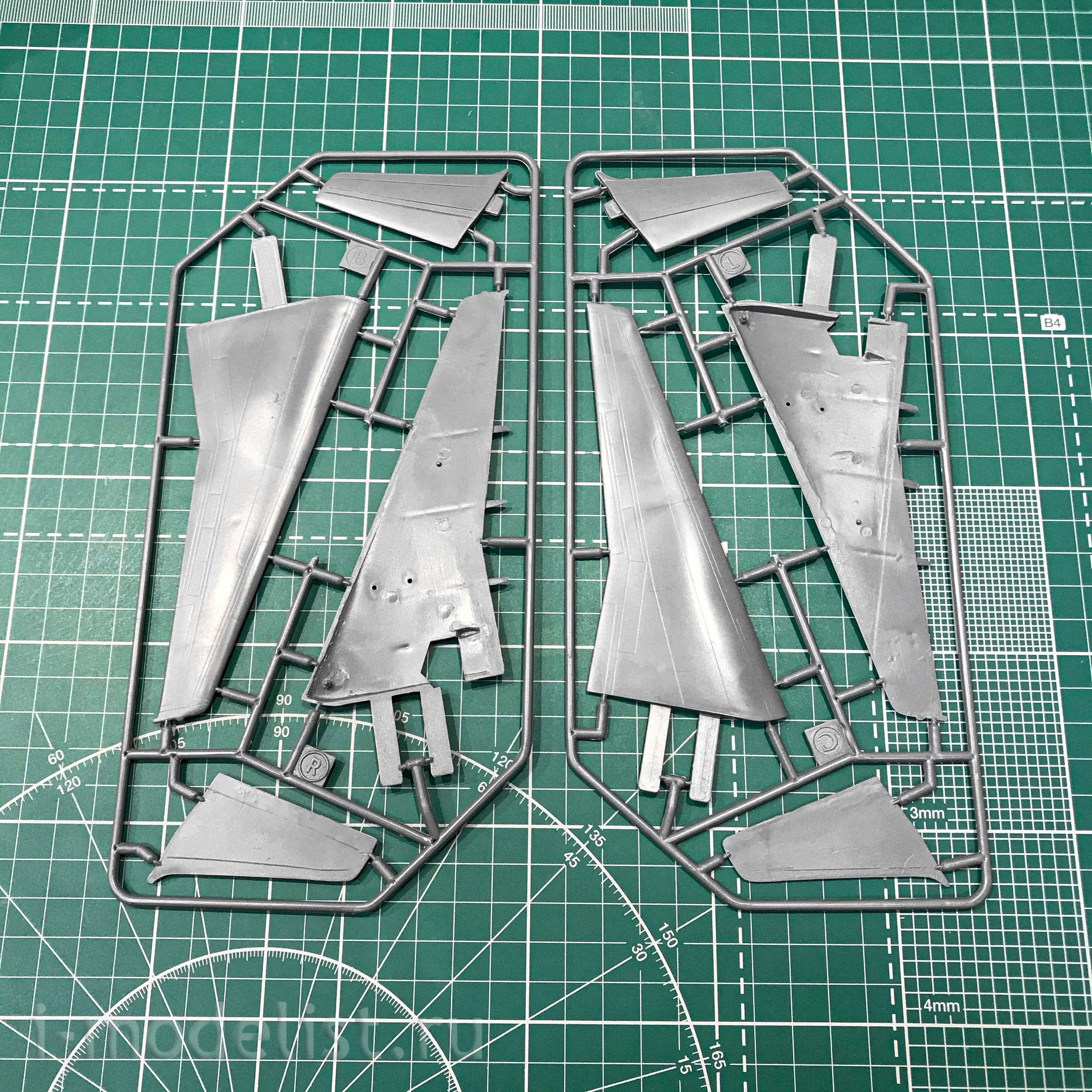 14428 Восточный экспресс 1/144 Среднемагистральный авиалайнер Б-752 VIM
