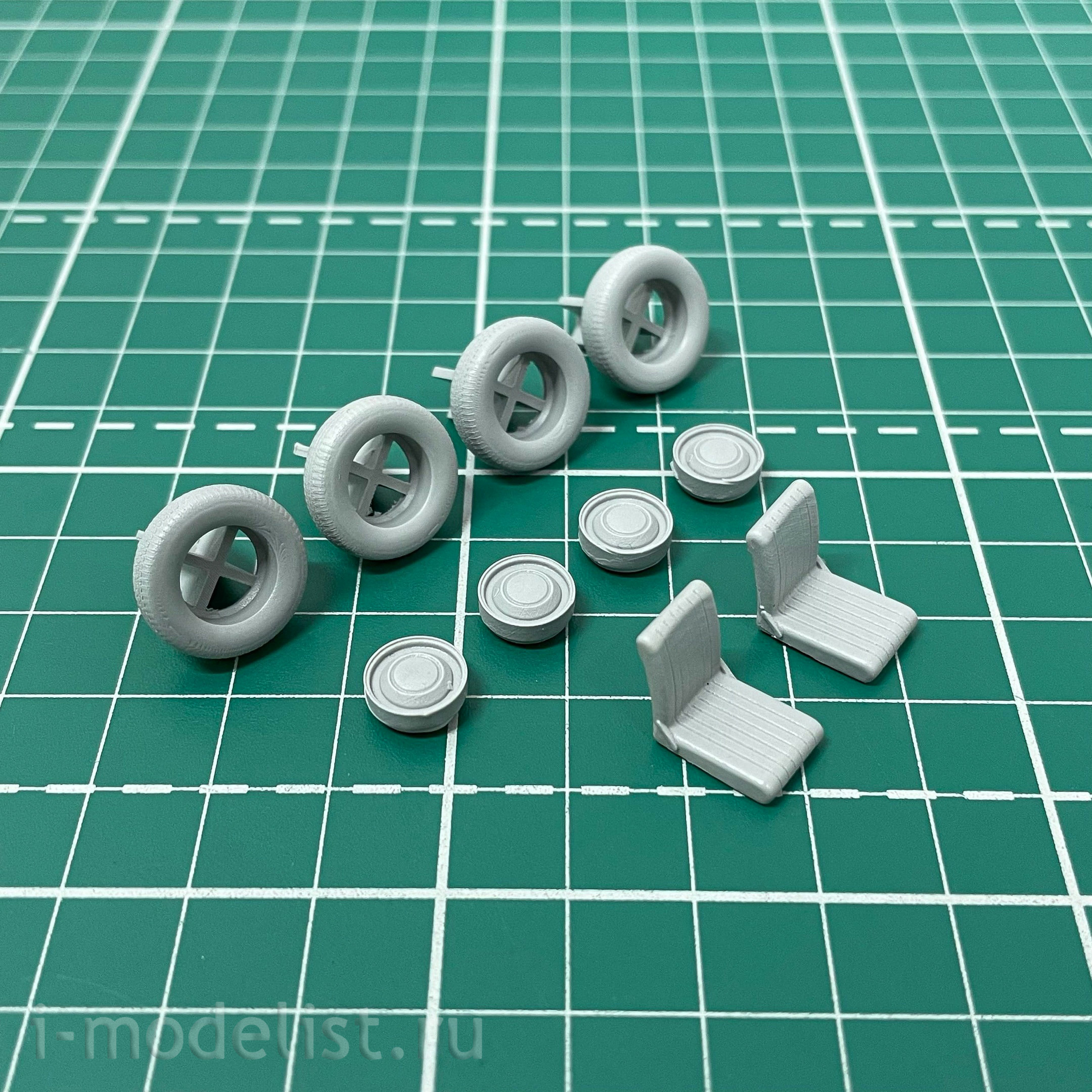 1527AVD AVD Models 1/43 Электромобиль РАФ-2204