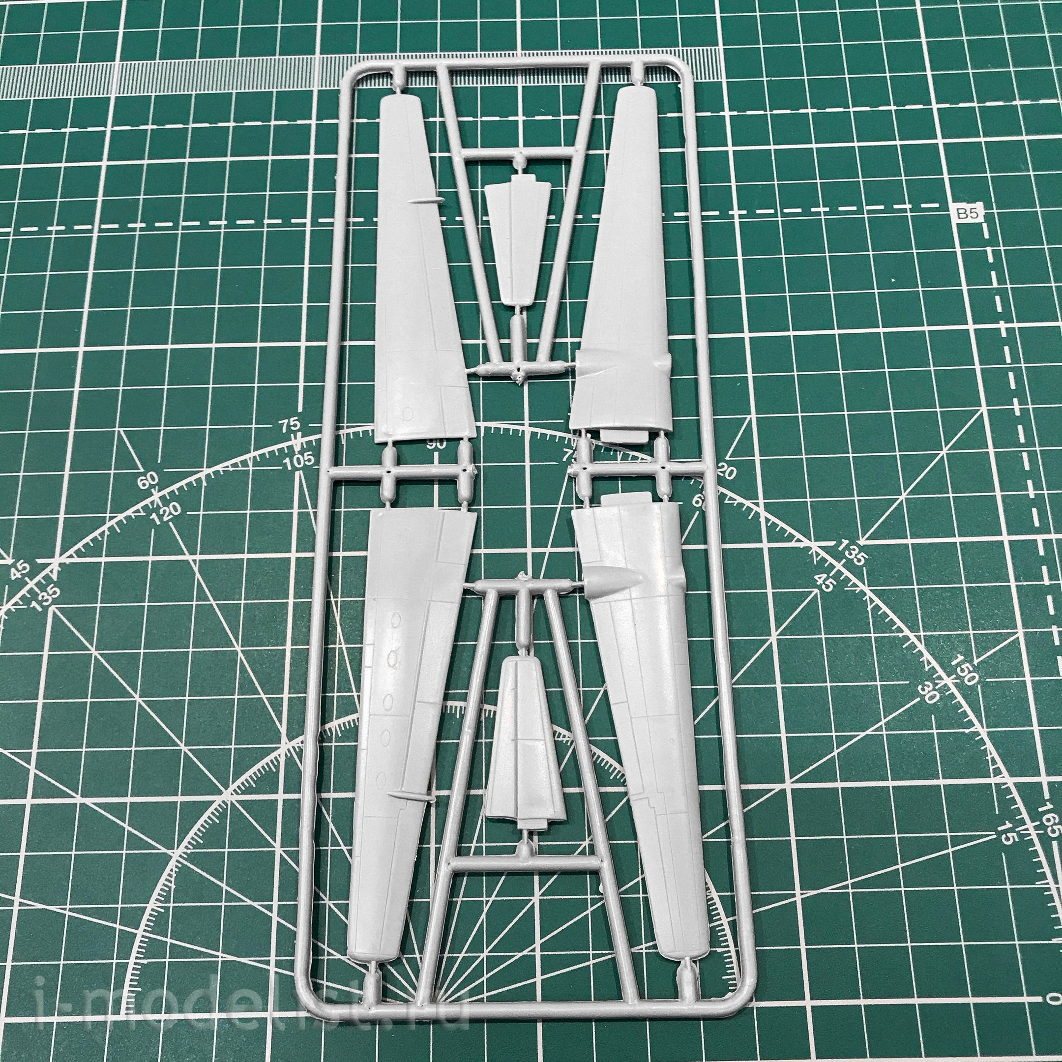 144126-6 Восточный Экспресс 1/144 Пас. самолет Fokker F-50 FLY VLM