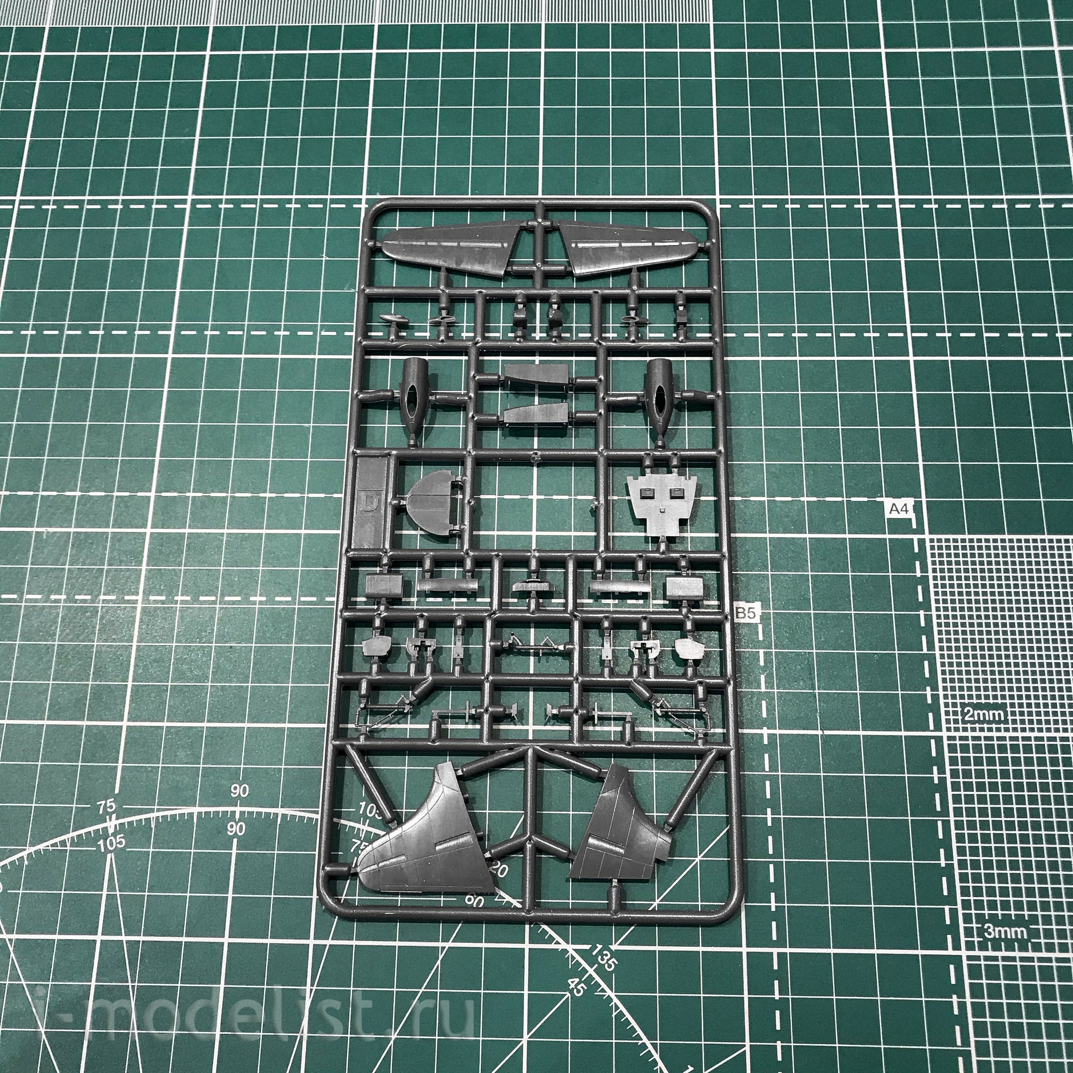144138-2 Восточный экспресс 1/144 Гражданский авиалайнер Viscount 700 ALITALIA