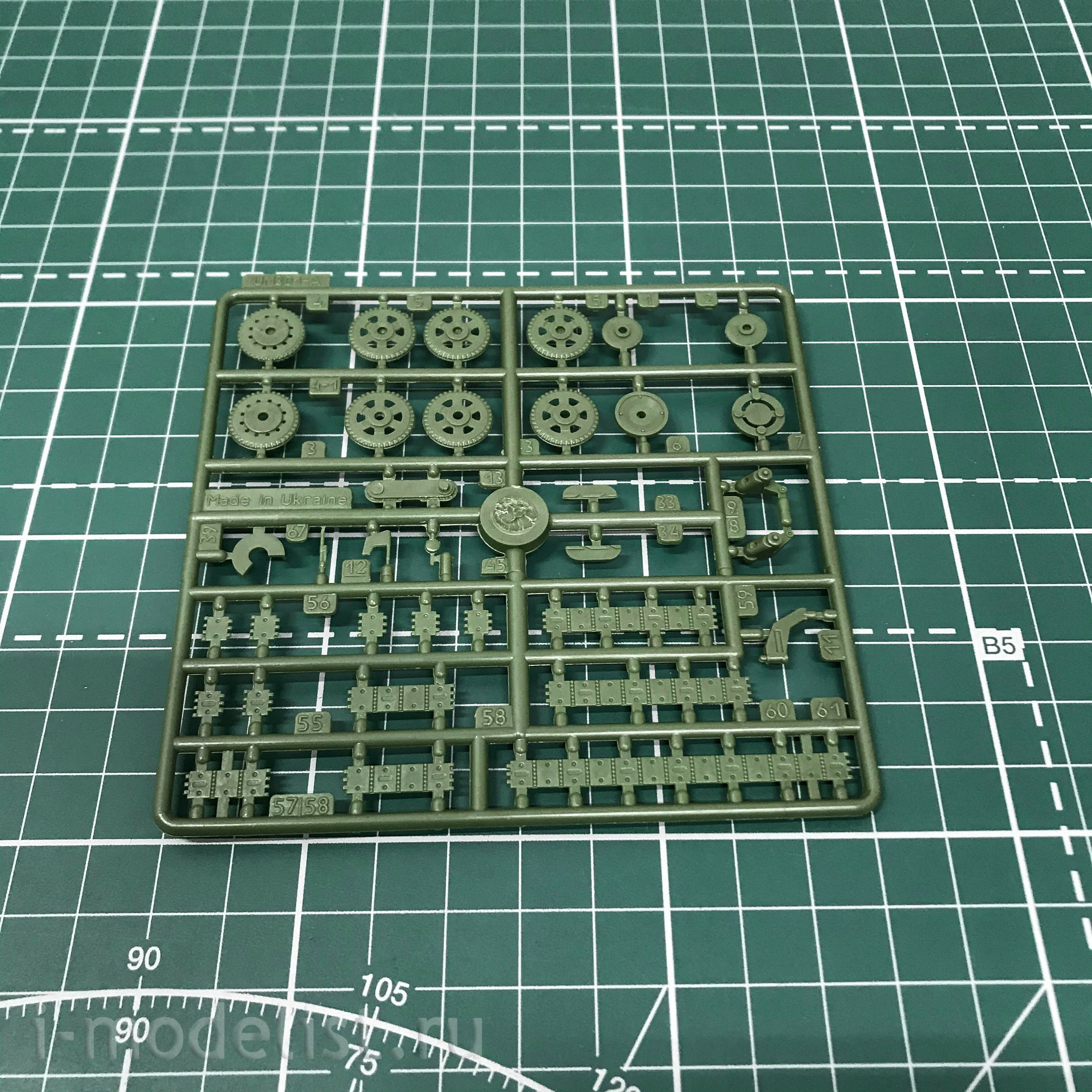 mt683 UM 1/72 Экспериментальный легкий танк БТ-6