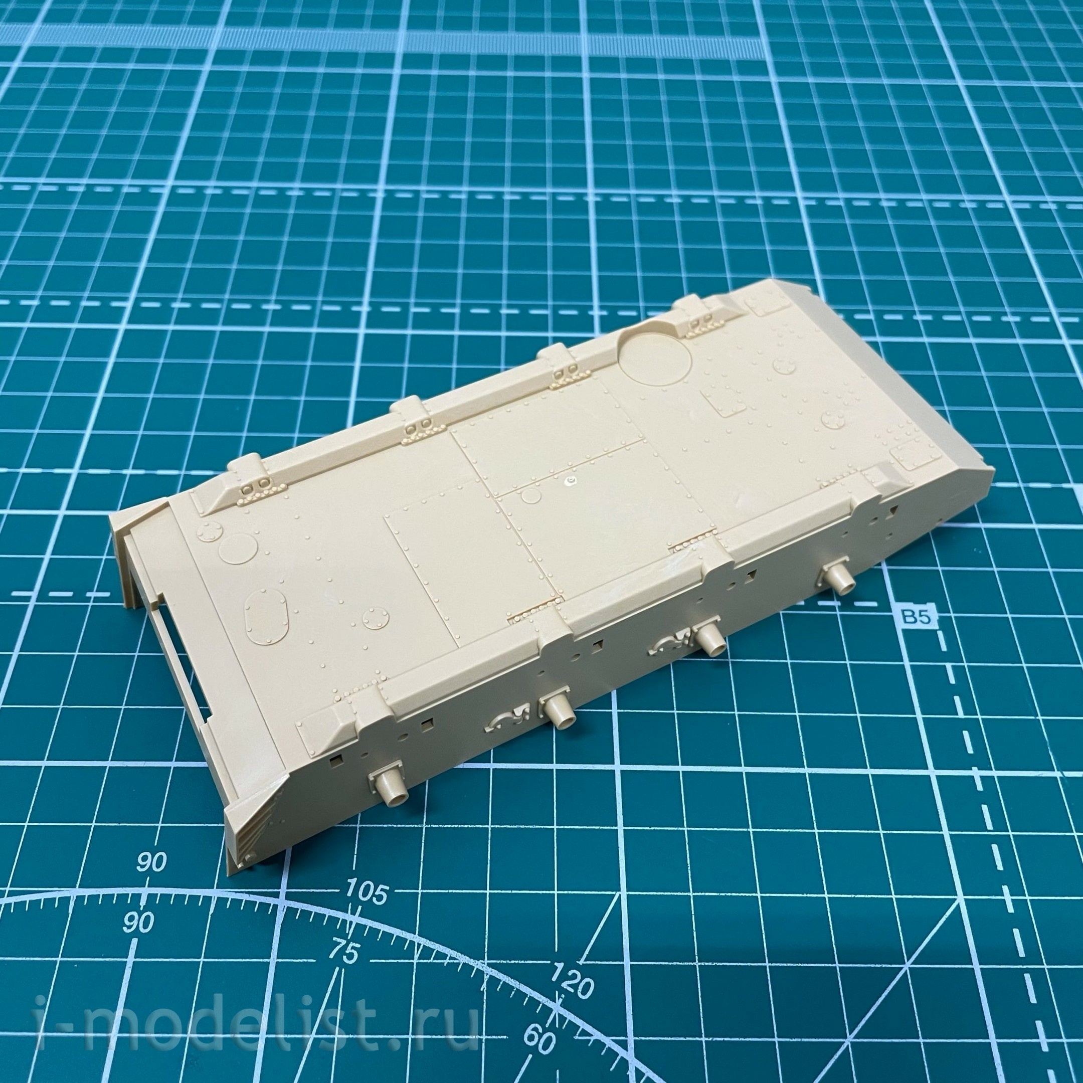 35378 Tamiya 1/35 Немецкий танк Panzerkampfwagen IV Ausf.G ранний (5 миниатюр)