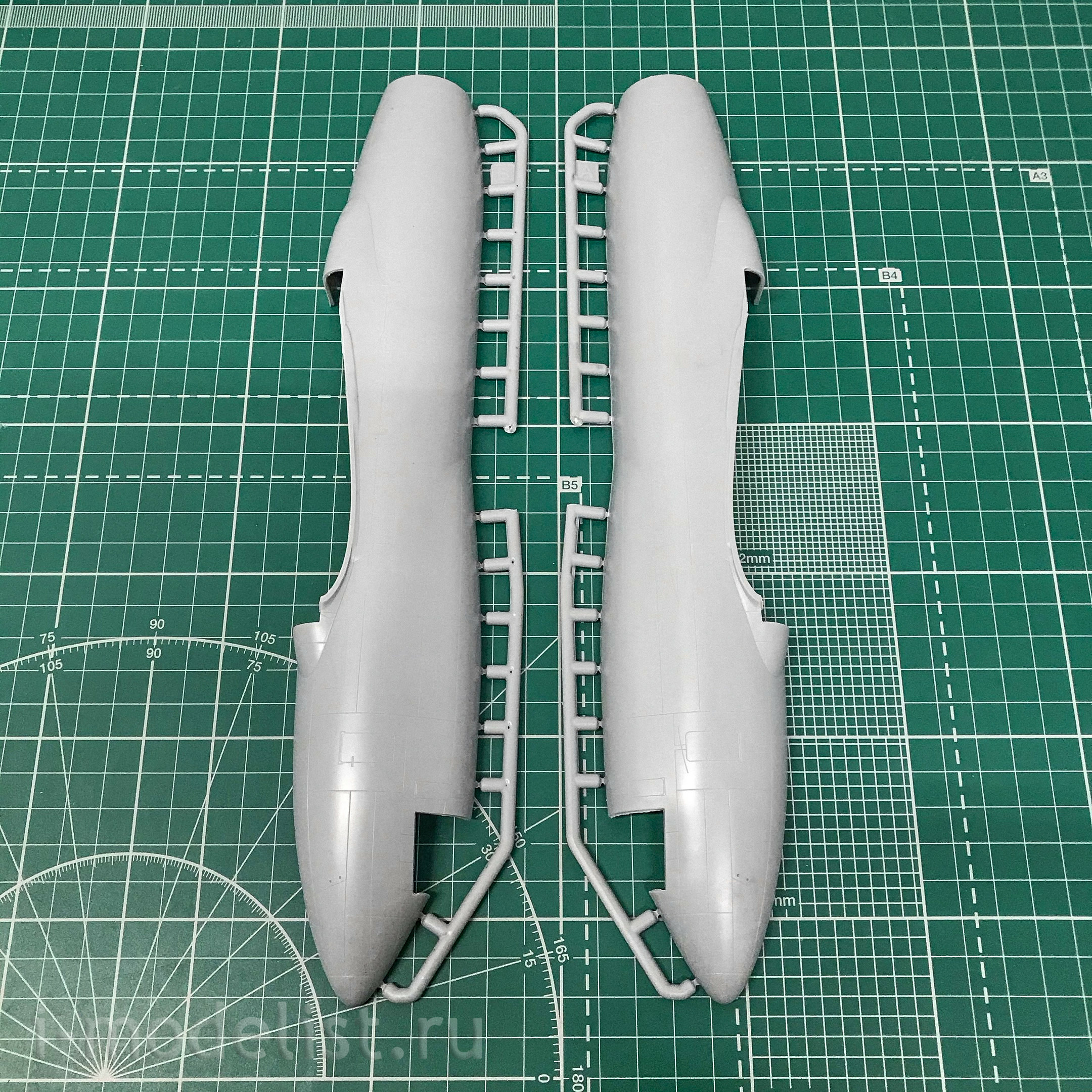 144153-4 Восточный экспресс 1/144 Авиалайнер 747SP 