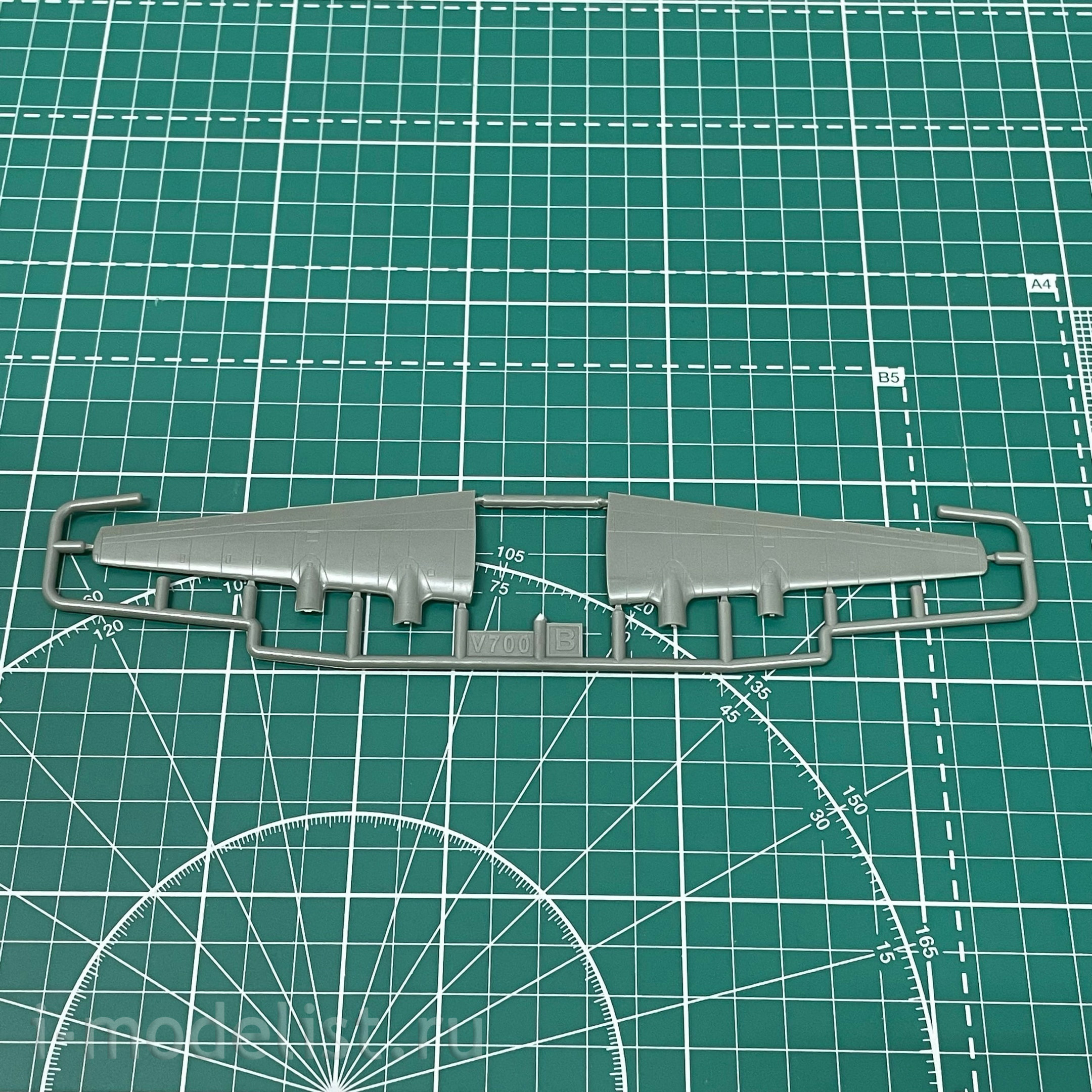 144139-5 Восточный экспресс 1/144 Самолёт Viscount 800 Continental