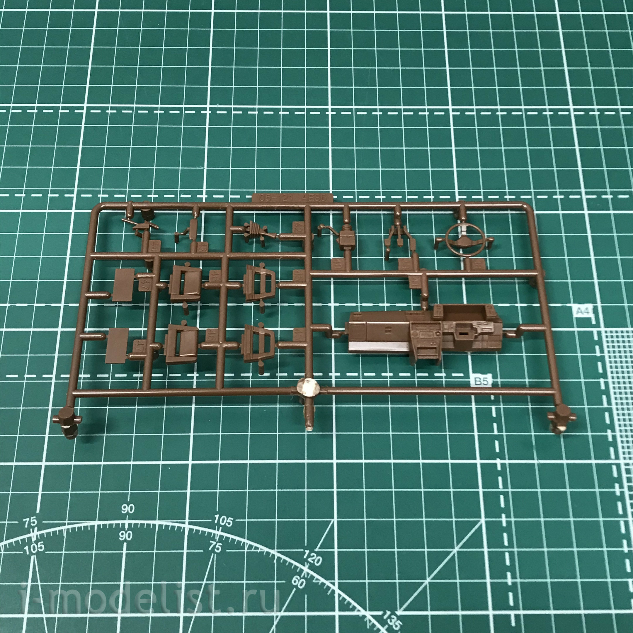 05954 Aoshima 1/24 Сборная модель Toyota Trueno AE86 Fujiwara Takumi (Project-D Ver.) с фигуркой