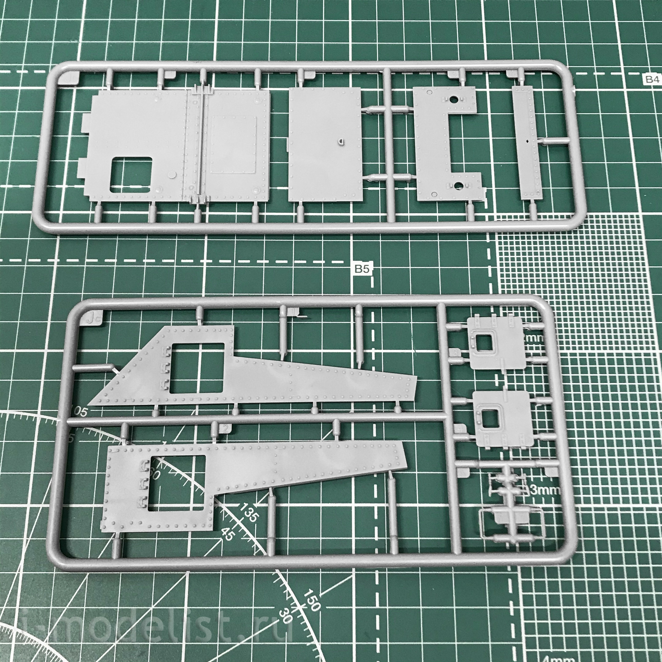 35209 MiniArt 1/35 Американский танк M3 LEE MID PROD. INTERIOR KIT