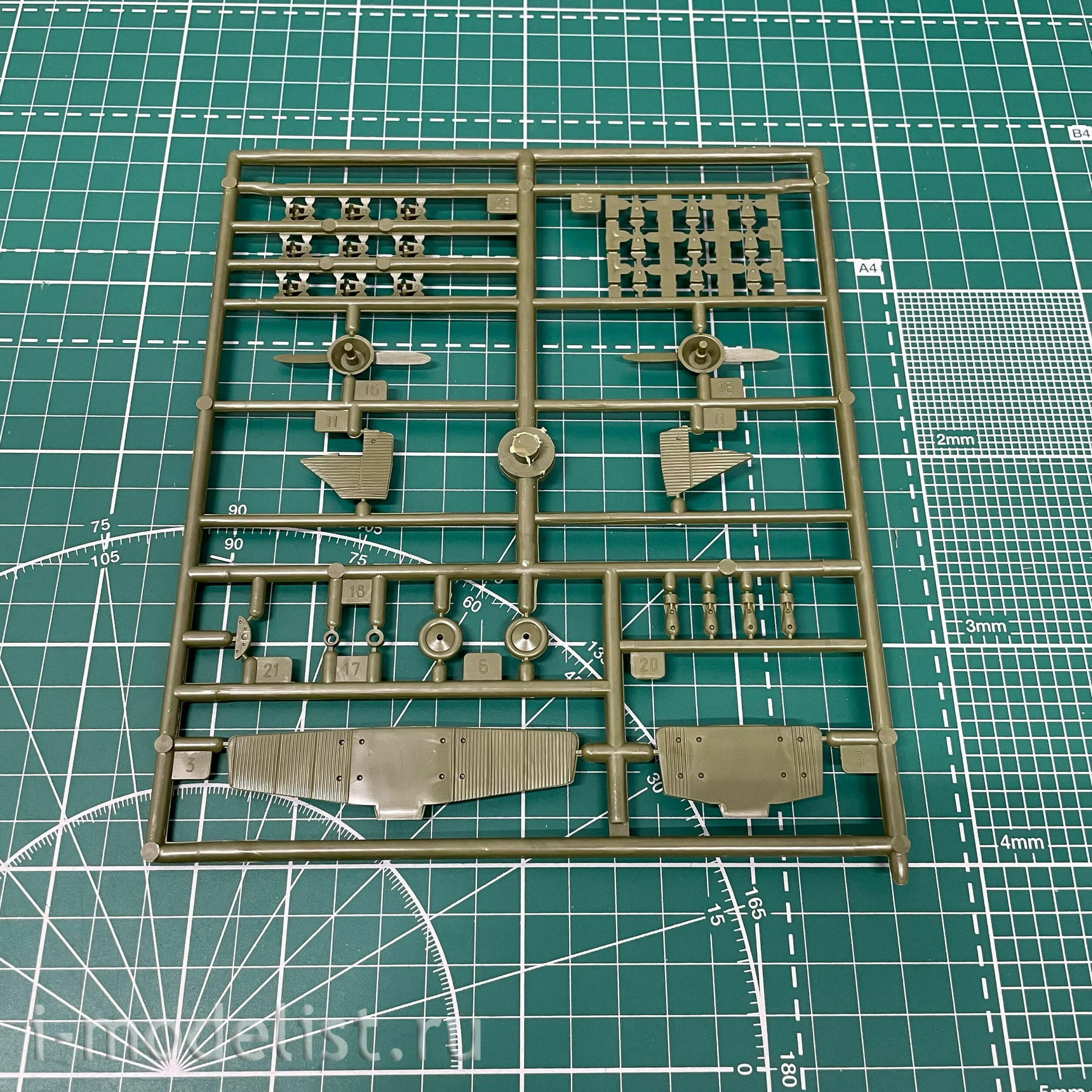 7271ПН Звезда 1/72 Подарочный набор: Самолет АНТ-5