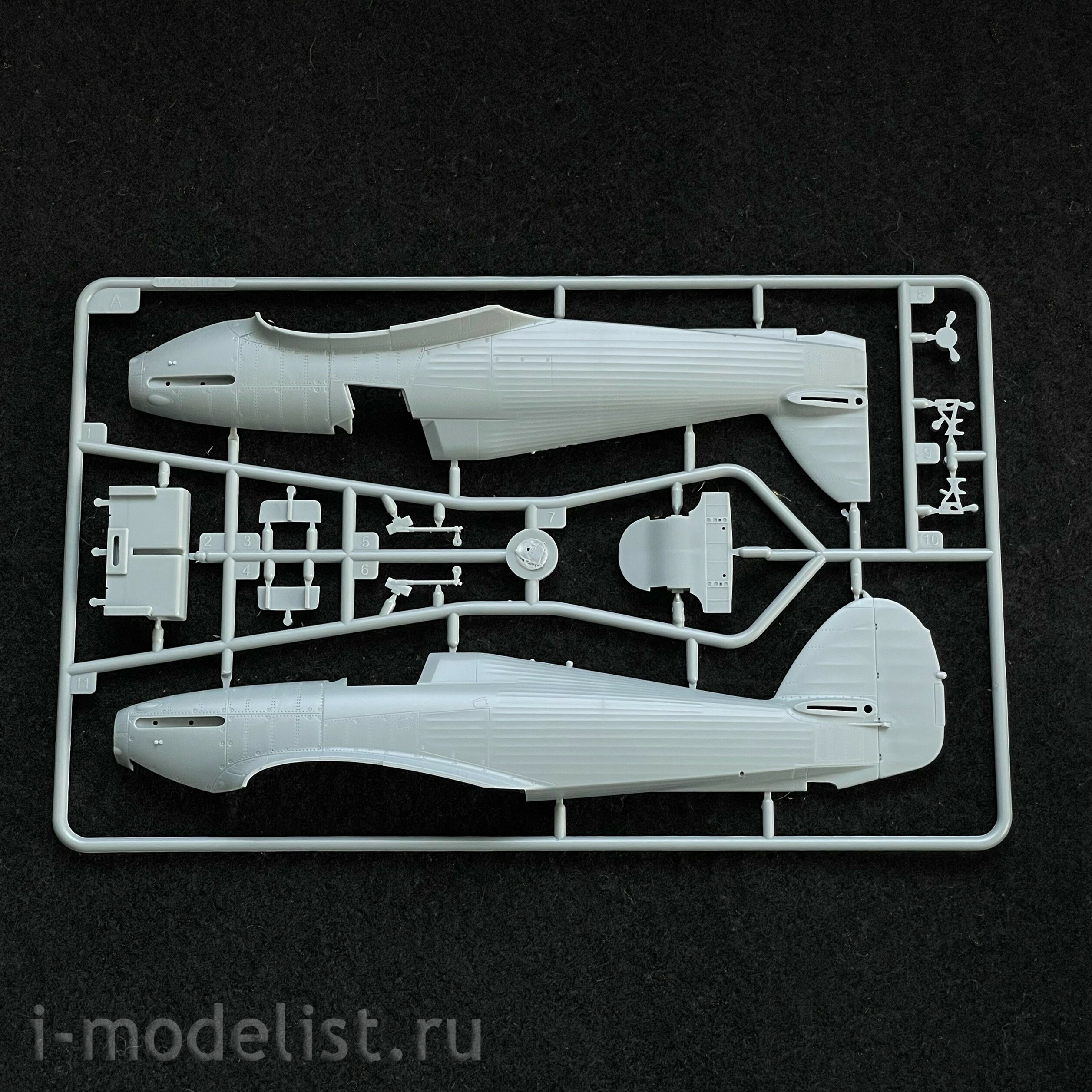 81777 HobbyBoss 1/48 Истребитель Hurricane Mk. 1